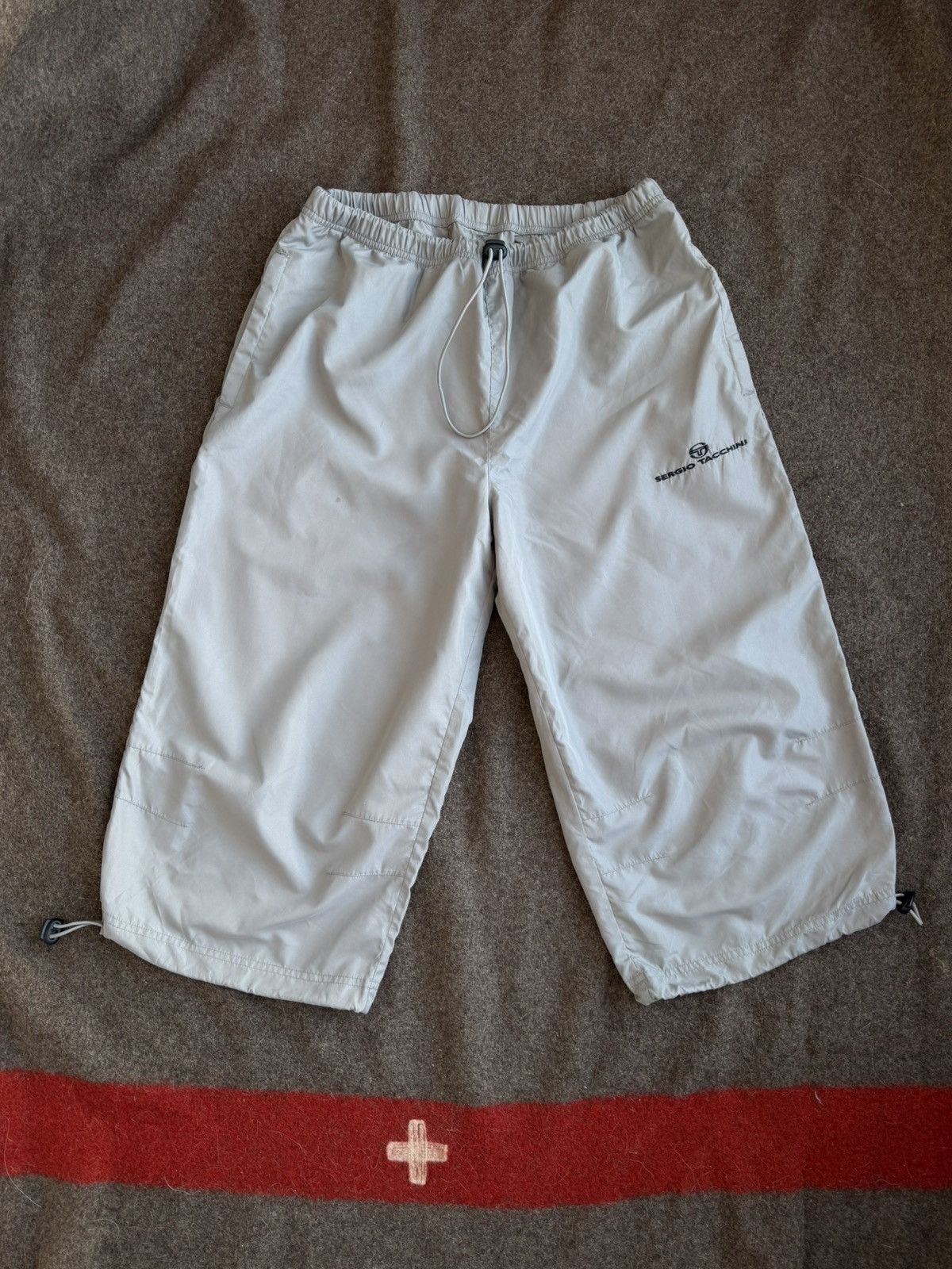 Sergio Tacchini Sergio Tacchini Shorts Size US 33 - 1 Thumbnail
