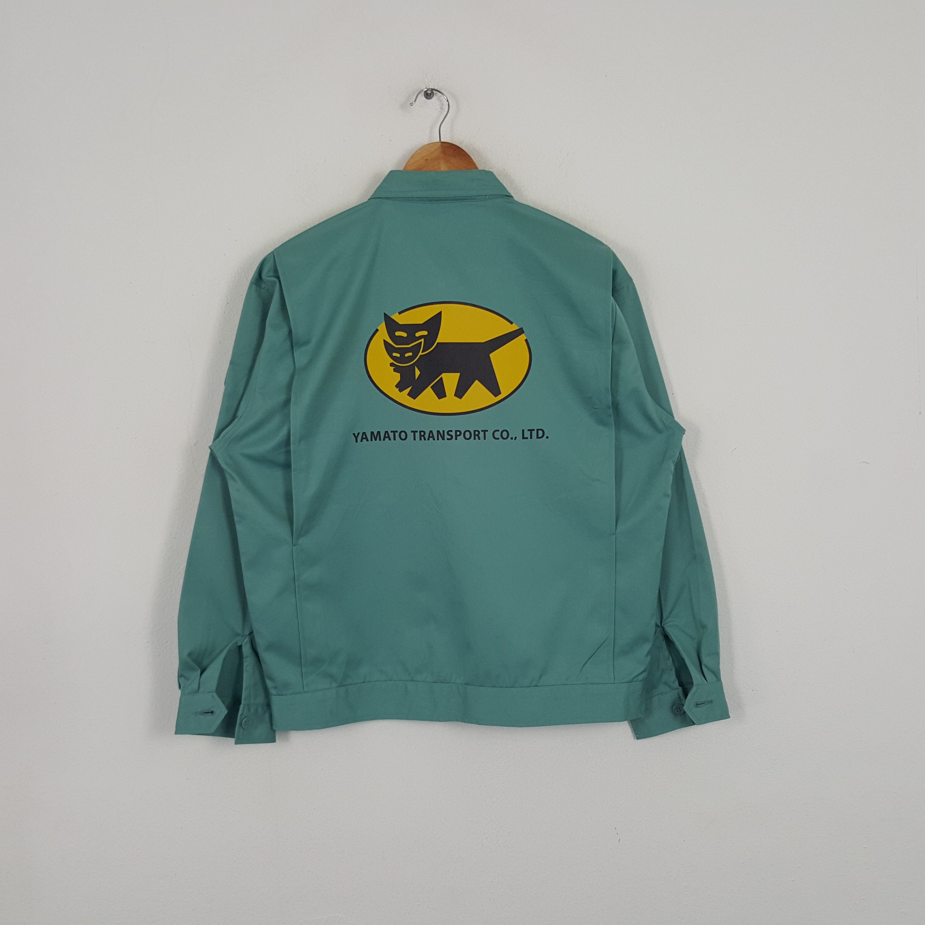 Japanese Brand × Vintage Vintage Yamato Transport Co Japanese Company Uniform Jacket Size US L / EU 52-54 / 3 - 1 Thumbnail