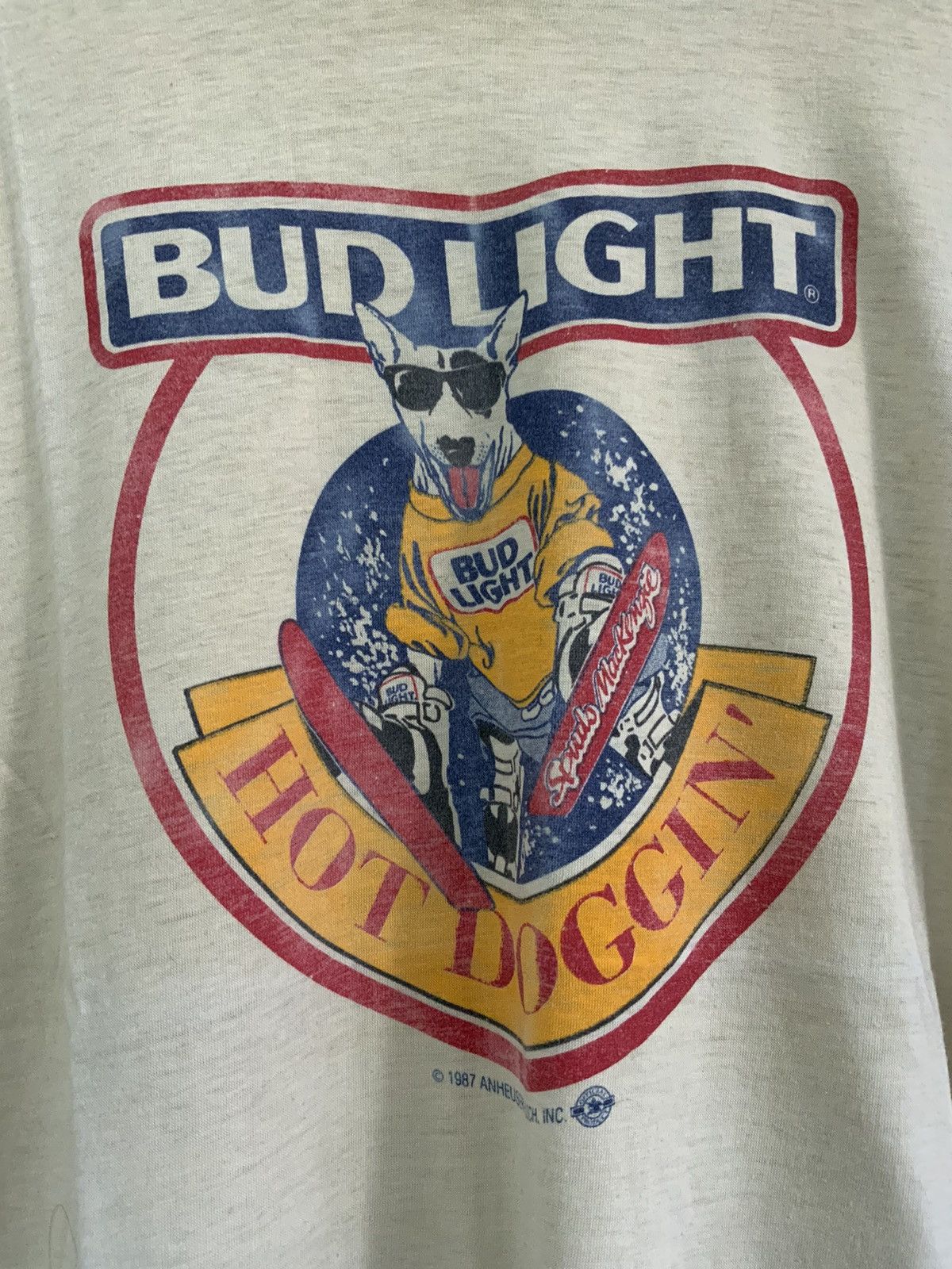Vintage Vintage Bud Light Hot Doggin’ @1987 Tee Size US XL / EU 56 / 4 - 6 Thumbnail