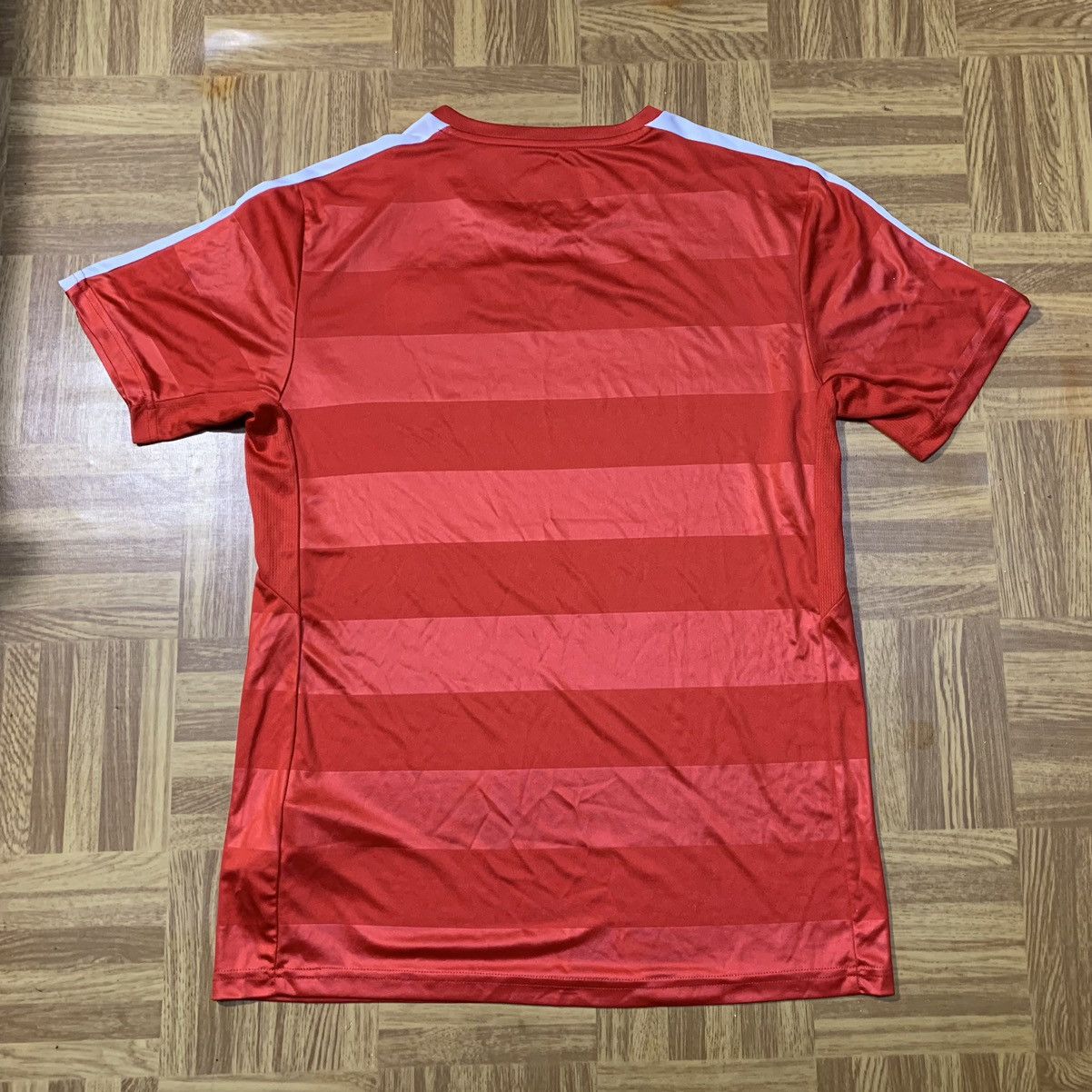 Puma 2016/17 Home Swiss Football Jersey Size US M / EU 48-50 / 2 - 8 Thumbnail