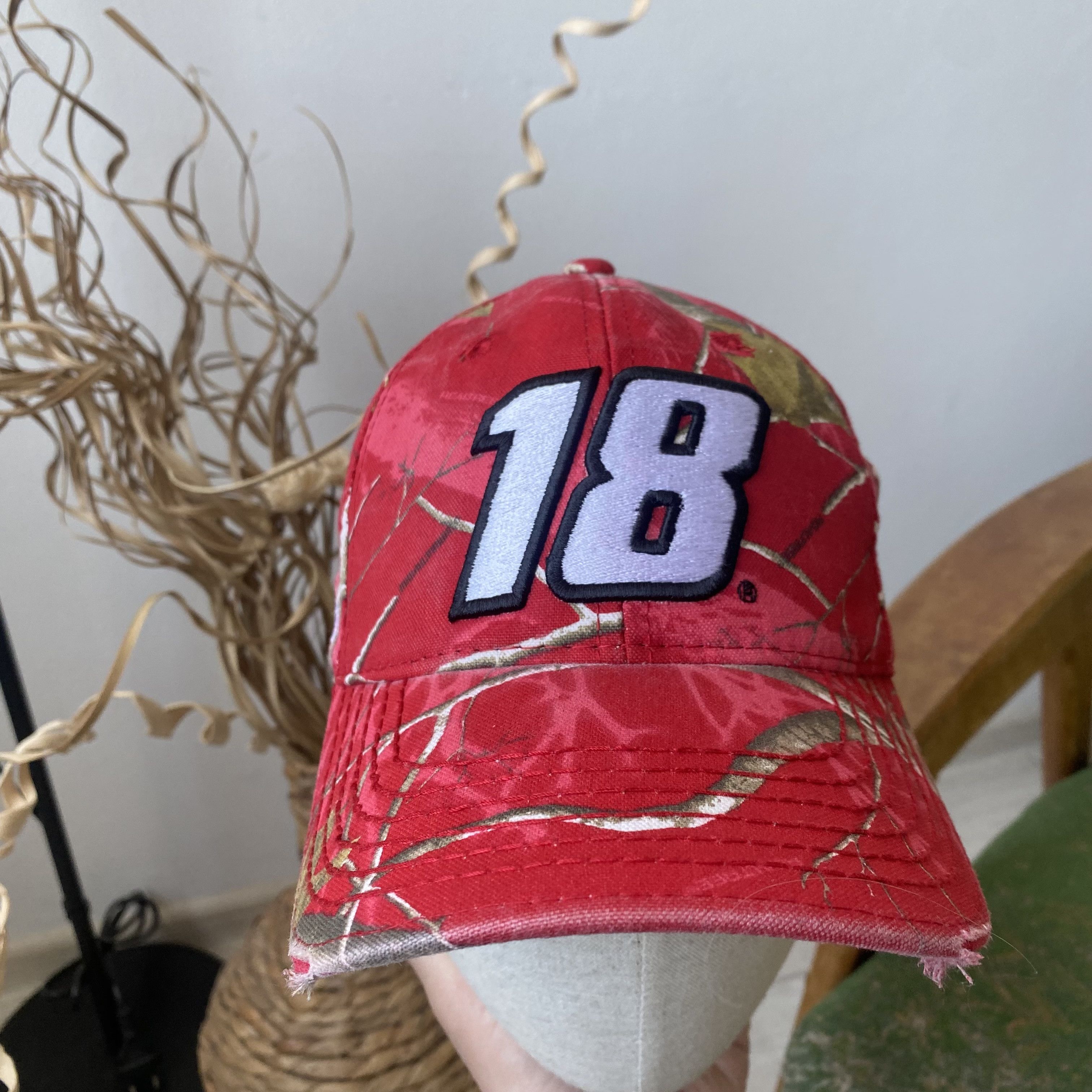 Carhartt 🔥 Mossy Oaks Red Realtree cap Baseball hat NASCAR racing Size ONE SIZE - 3 Thumbnail