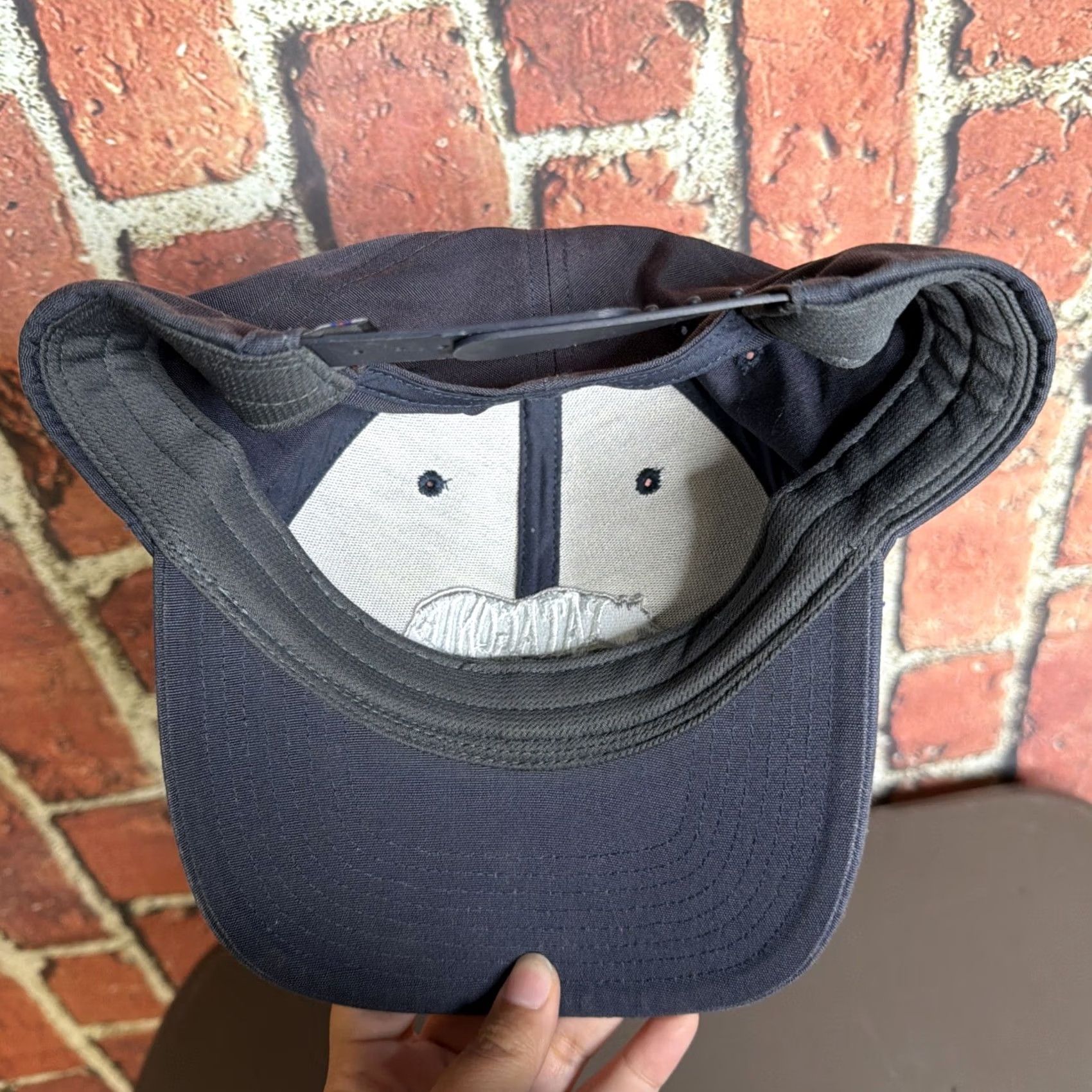 Patagonia Patagonia Hat Cap Mens One Size Bear Embroidered Outdoors Baseball Cap Adjustable Canvas Cotton Gray out of stock Size ONE SIZE - 2 Thumbnail