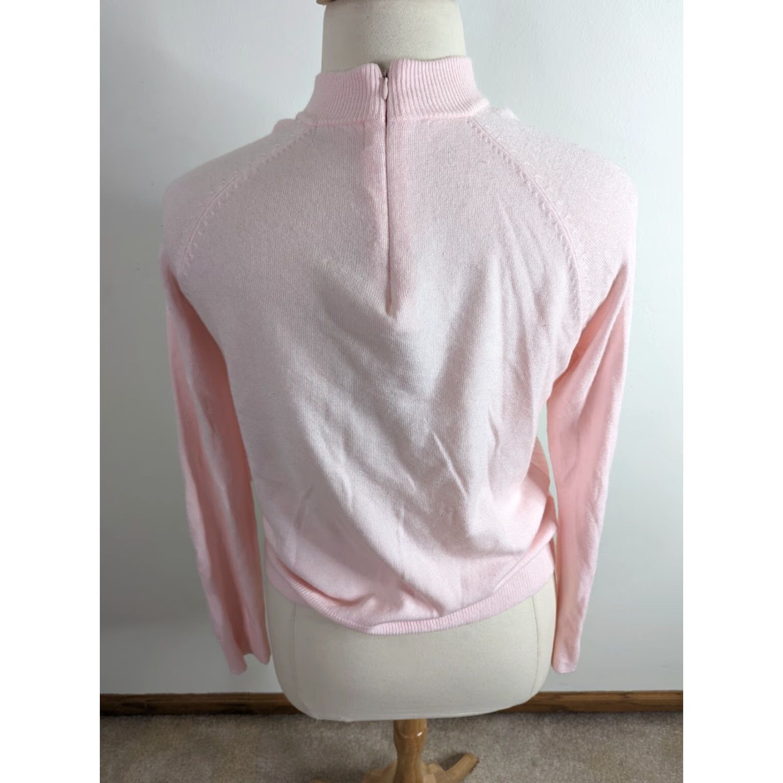 Vintage VINTAGE 90s Fine Knit Mock Neck Powder Pink Raglan Sweater Women's Large S11 Shirt Size L / US 10 / IT 46 - 3 Thumbnail
