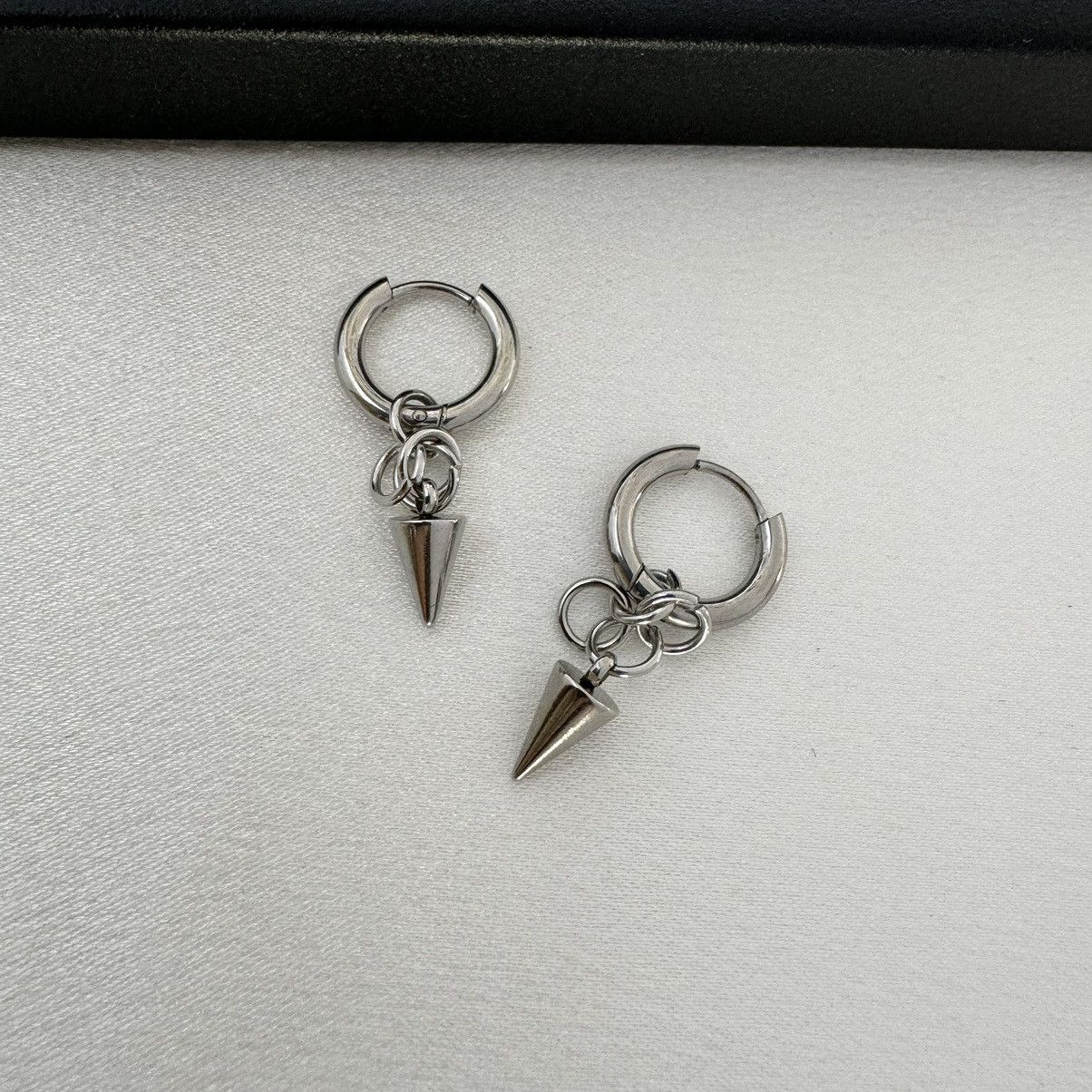 Other Geometric Cone Dangle Drop Earrings for Men Women Size ONE SIZE - 2 Thumbnail