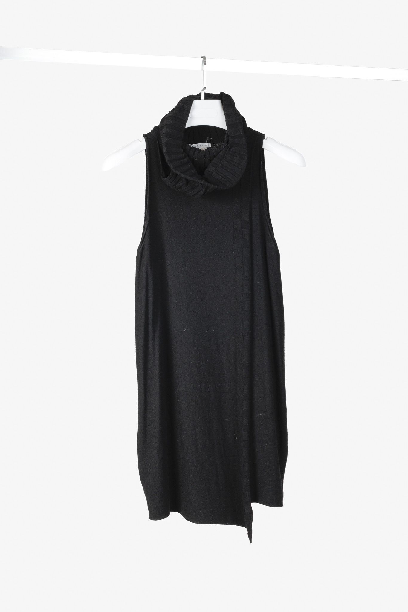 Sarah Pacini Sarah Pacini Black Knit Asymmetric Cowl-Neck Tunic Size ONE SIZE - 1 Thumbnail
