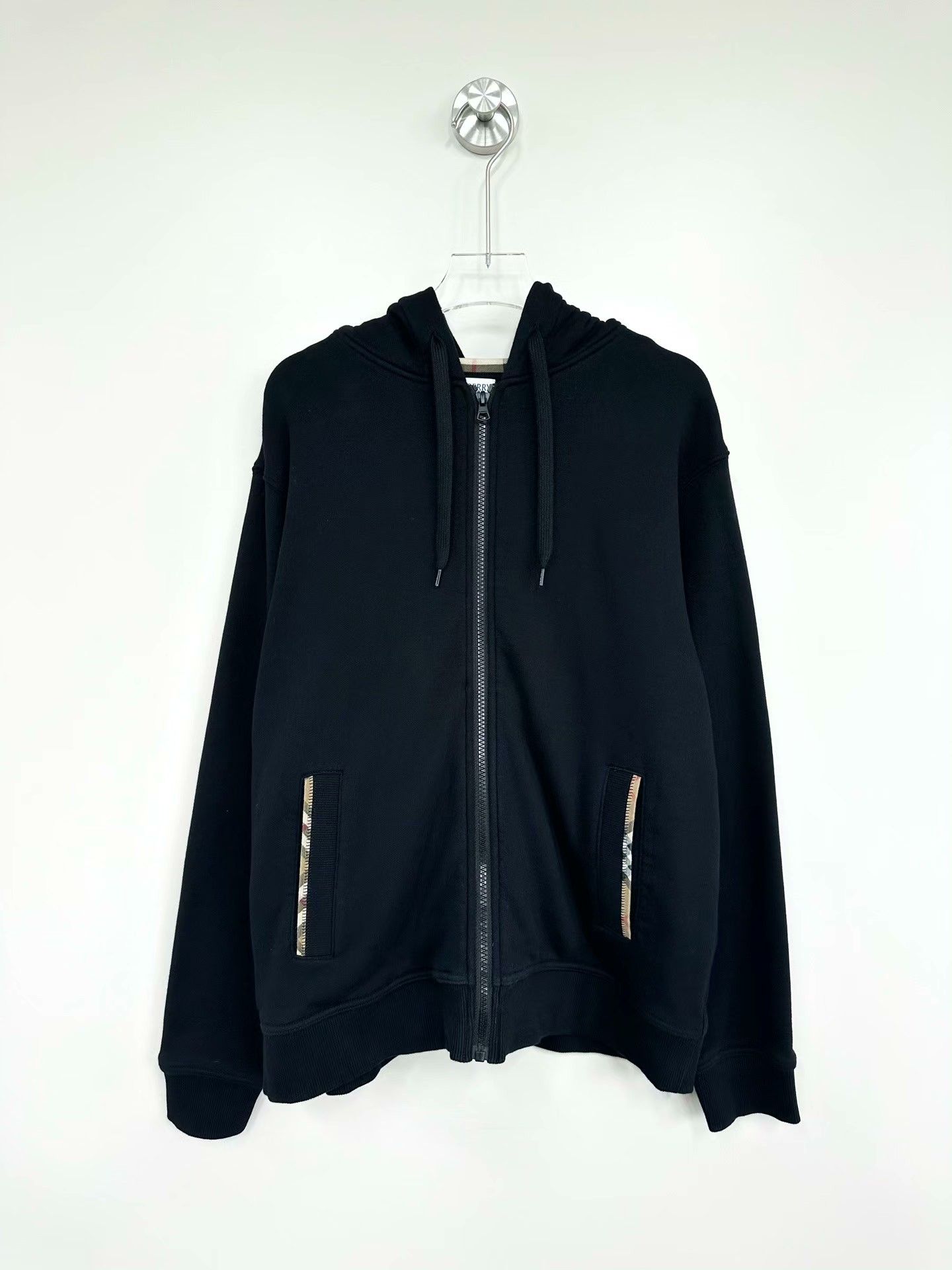 Burberry Burberry Black Plaid Pocket Hooded Jacket Size US M / EU 48-50 / 2 - 1 Thumbnail