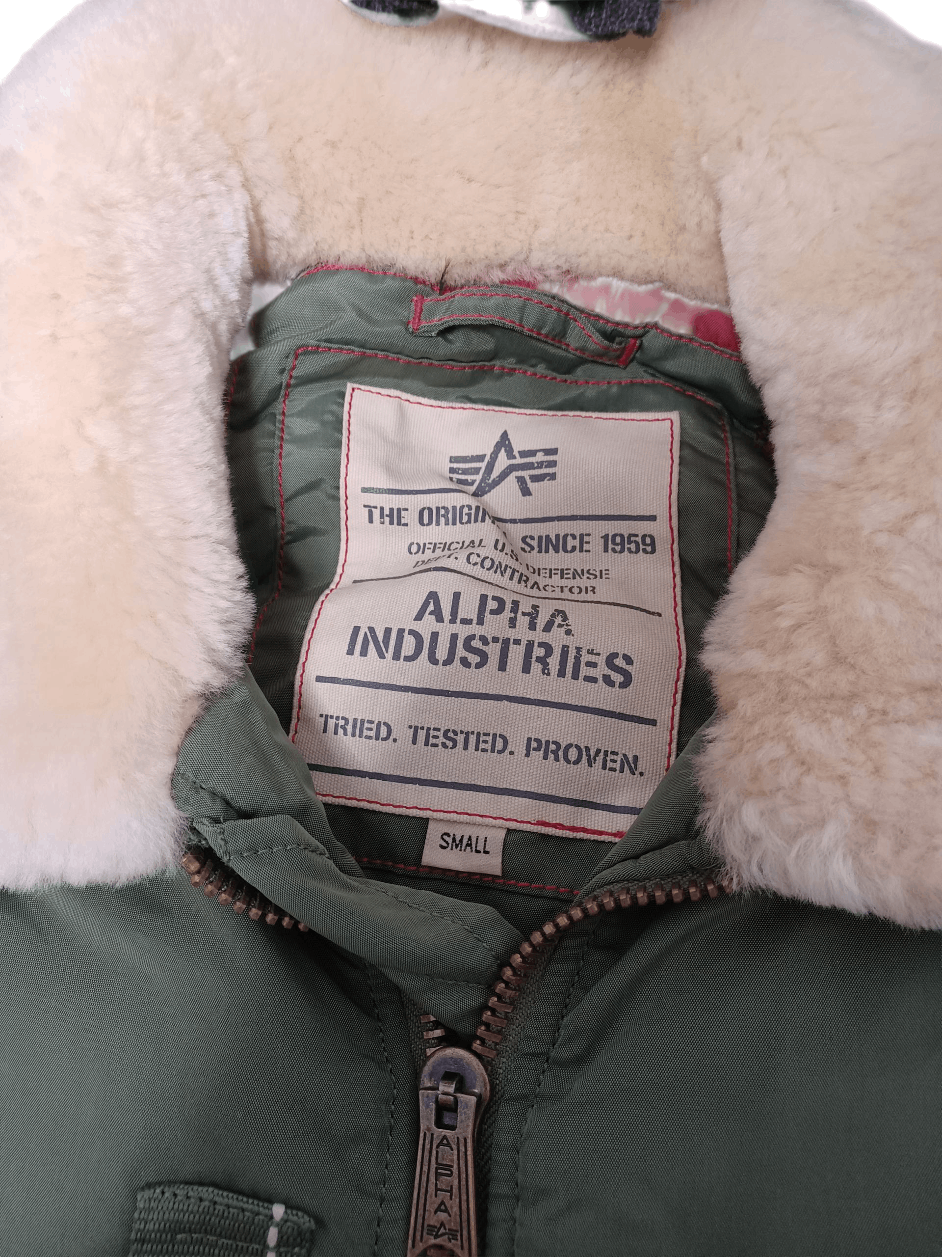 Alpha Industries ALPHA INDUSTRIES VINTAGE FAUX FUR MILITARY BOMBER JACKET Size US S / EU 44-46 / 1 - 4 Thumbnail