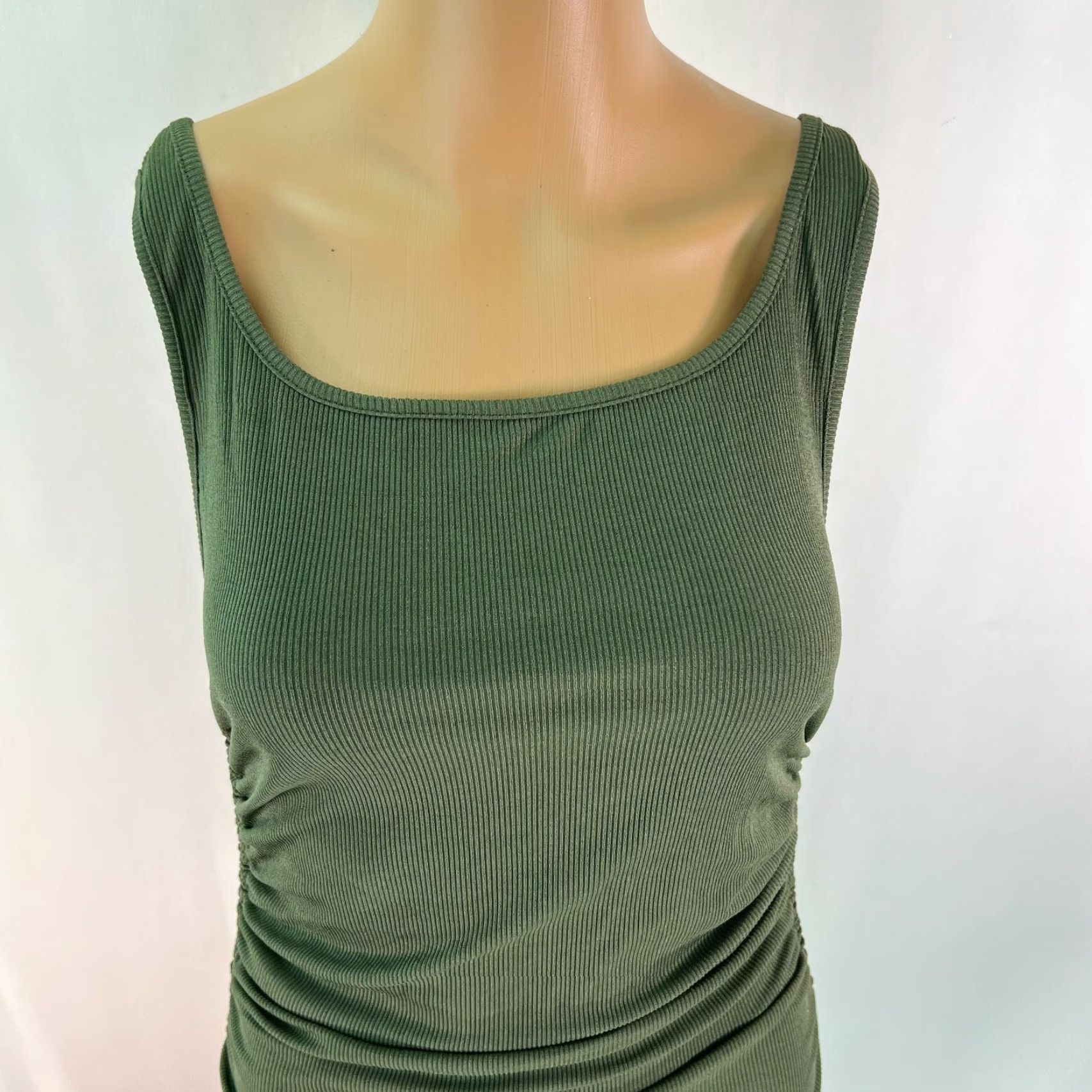 Vintage Womens Sleeveless Ruched Army Green Short Bodycon Dress M Square Neck Size 32" / US 10 / IT 46 - 3 Thumbnail