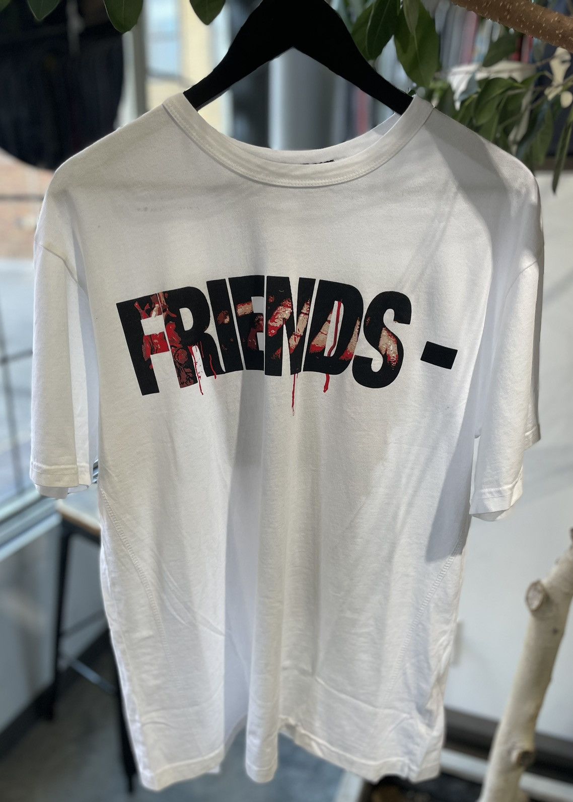 Vlone Vlone Friends Zombie Tee Size US L / EU 52-54 / 3 - 1 Thumbnail