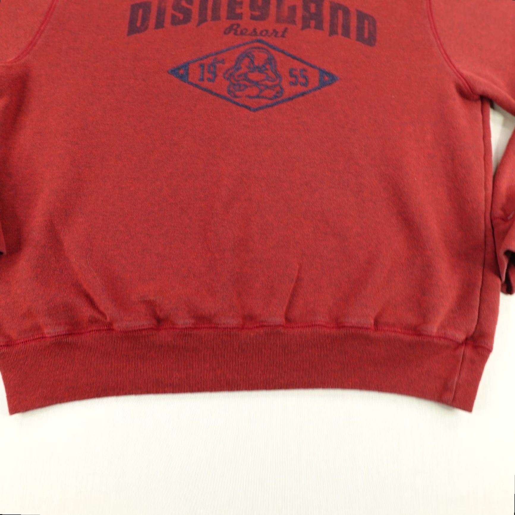 Disney Disney Sweatshirt Mens Medium Red Disneyland Resort Pullover Grumpy Size US M / EU 48-50 / 2 - 4 Thumbnail