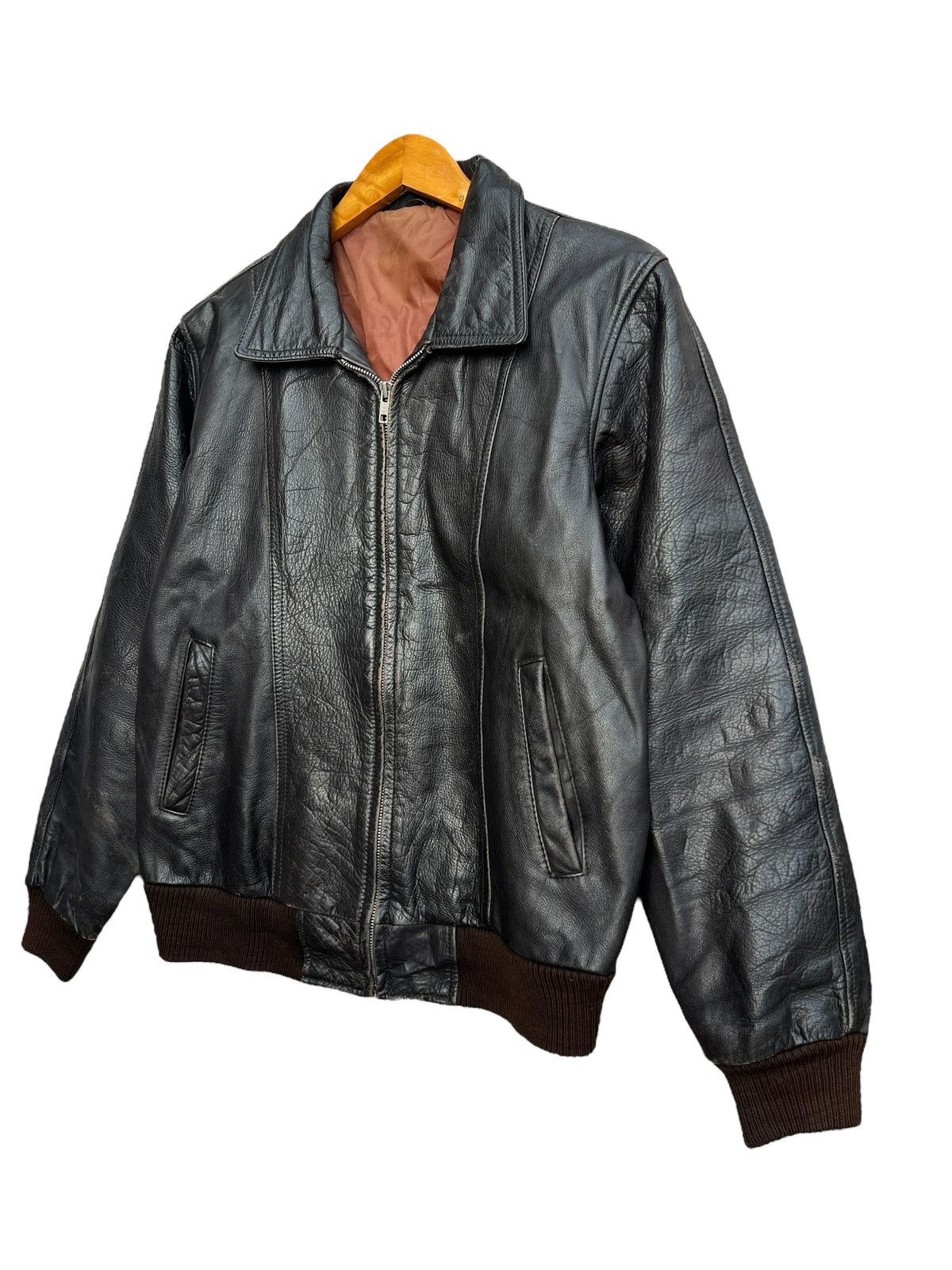 Vintage Vintage 80s Black Bomber Leather Jacket Size US M / EU 48-50 / 2 - 4 Thumbnail