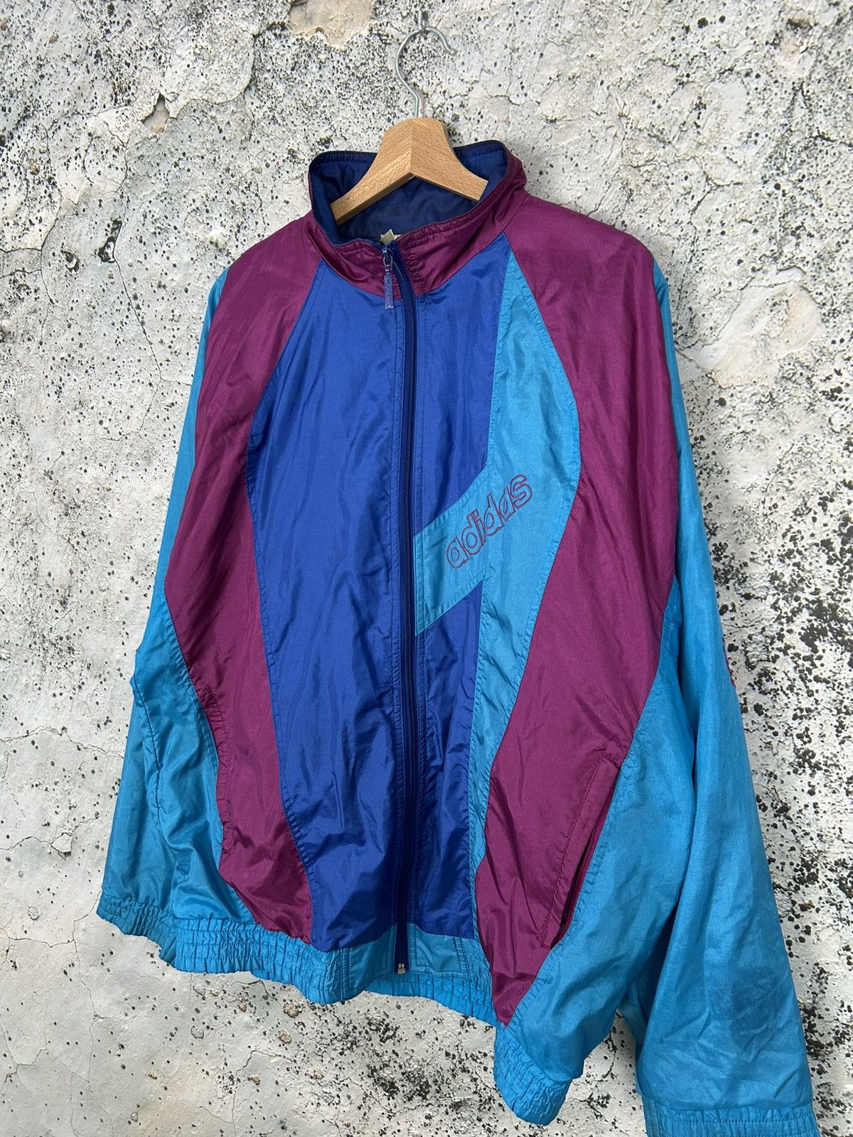 Adidas Adidas 90s Sportswear Light Jacket Streetwear Football Rare Size US M / EU 48-50 / 2 - 2 Thumbnail