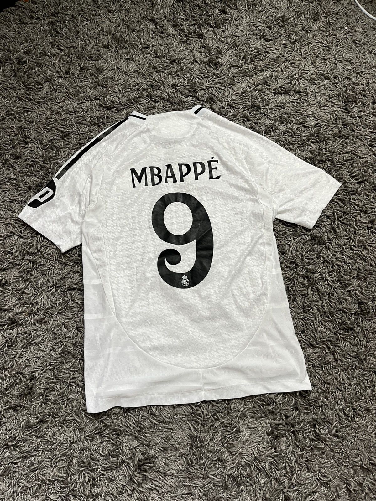 Adidas Real Madrid Mbappe #9 UCL Authentic Player Version Jersey Size US S / EU 44-46 / 1 - 10 Thumbnail