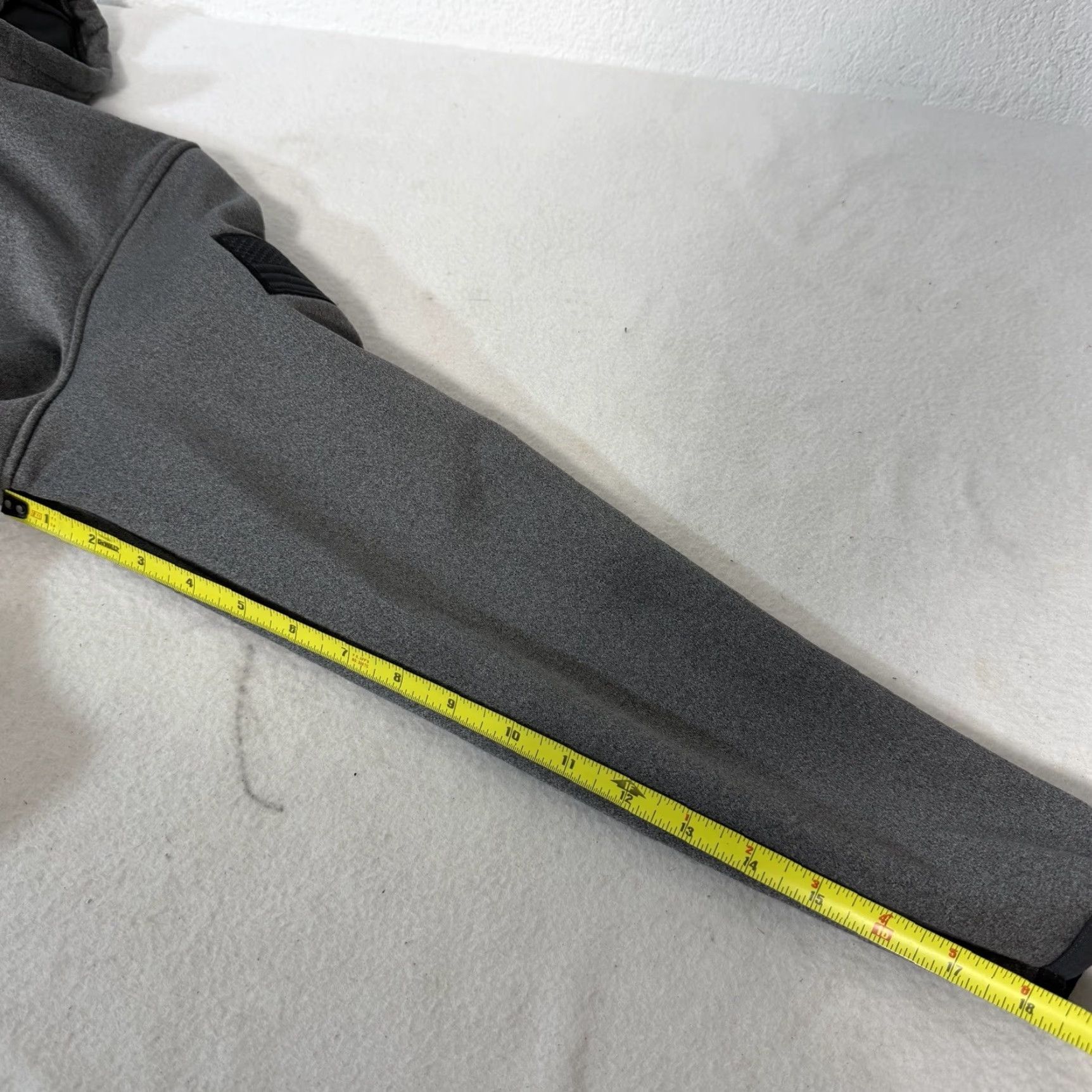 Under Armour Under Armour Men’s UA Freedom Emboss Hoodie Gray S Regular Logo Pockets Hooded Vintage: No Size US S / EU 44-46 / 1 - 5 Thumbnail