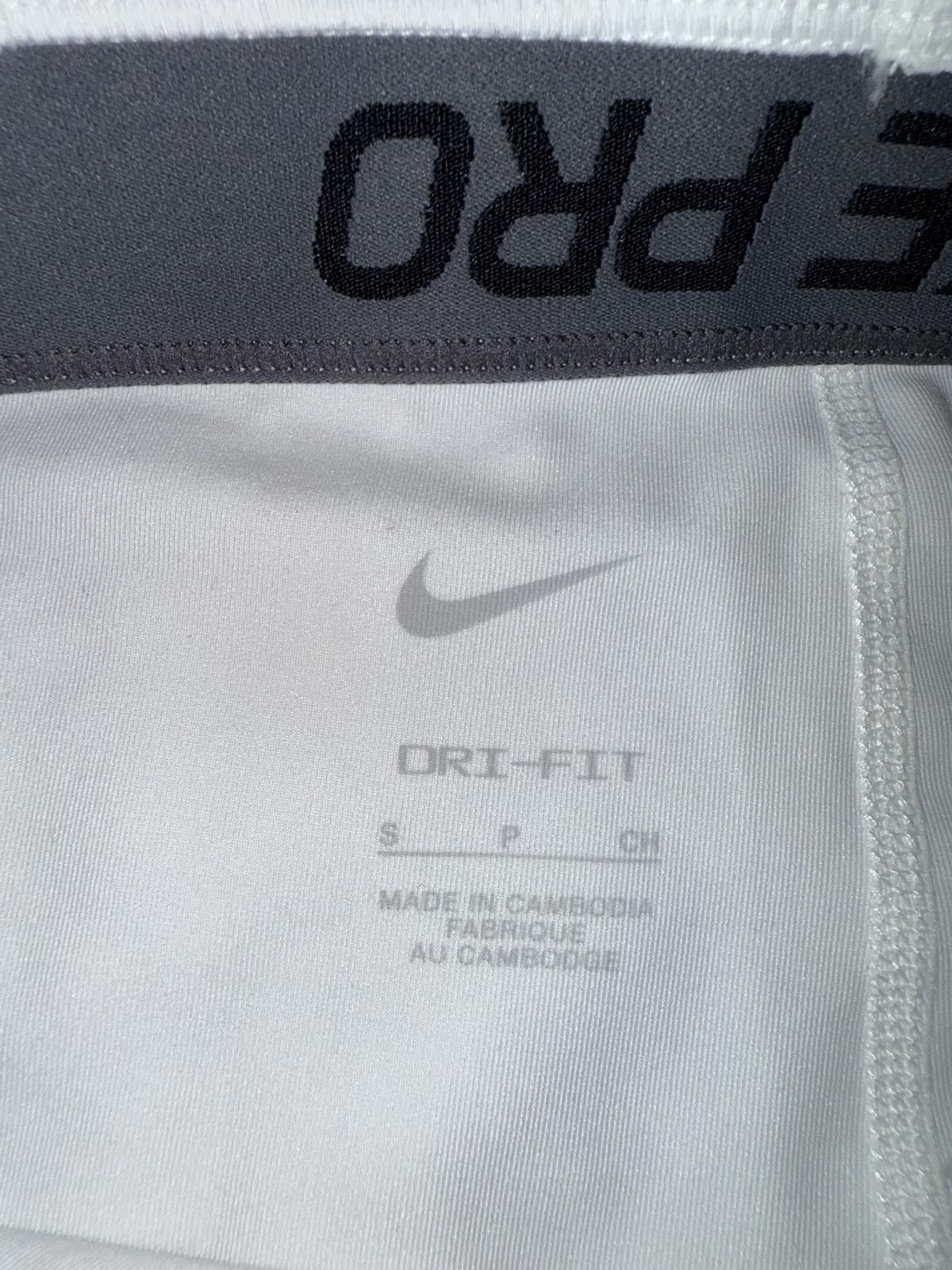 Nike Nike Pro Women’s WNBA Team Issued 8” Compression White Shorts Sample Size 28" / US 6 / IT 42 - 7 Thumbnail