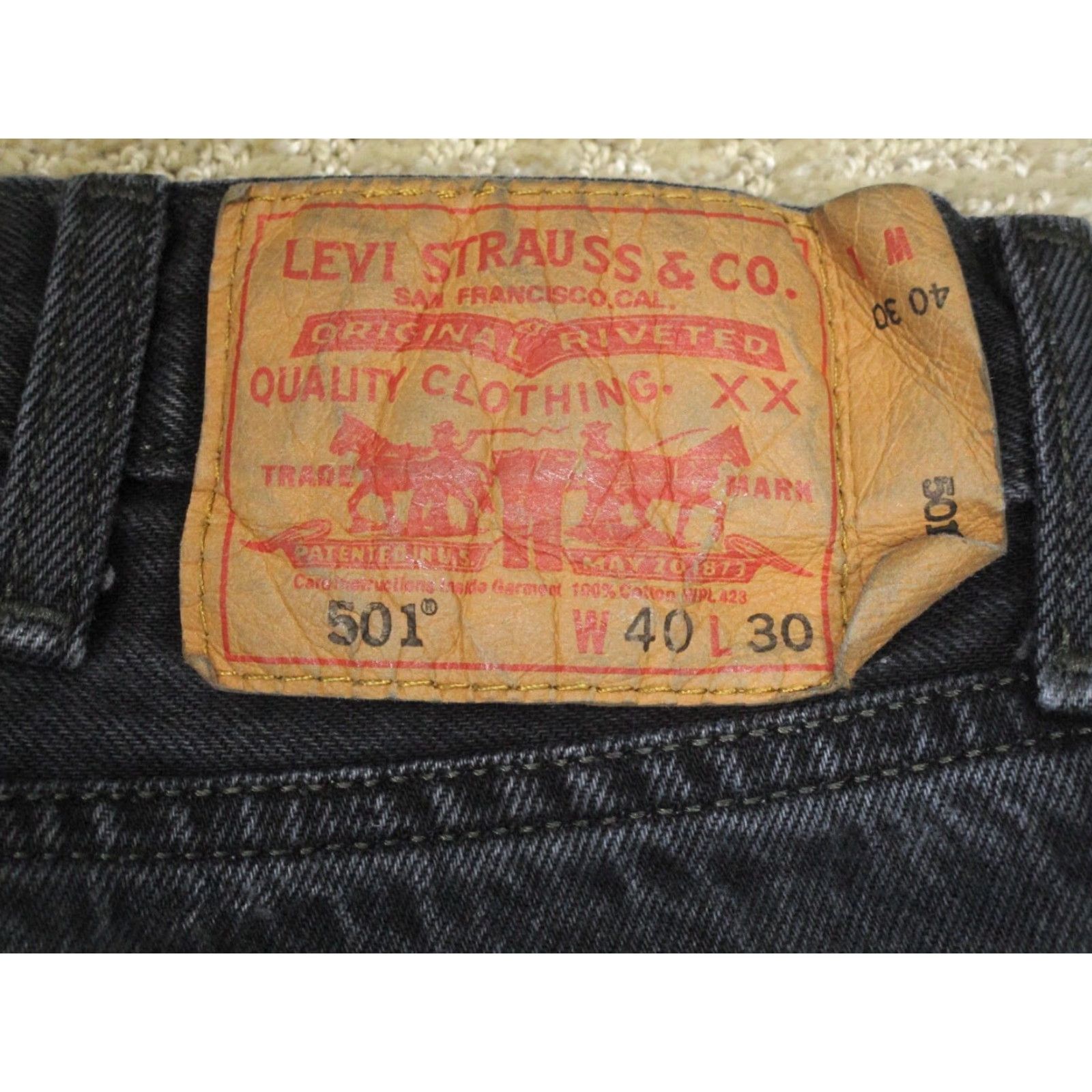 Levi's Levi's 501 Jeans Men 40x30 Black Button Fly Regular Fit Denim Pants Dark Wash Size US 40 / EU 56 - 6 Thumbnail