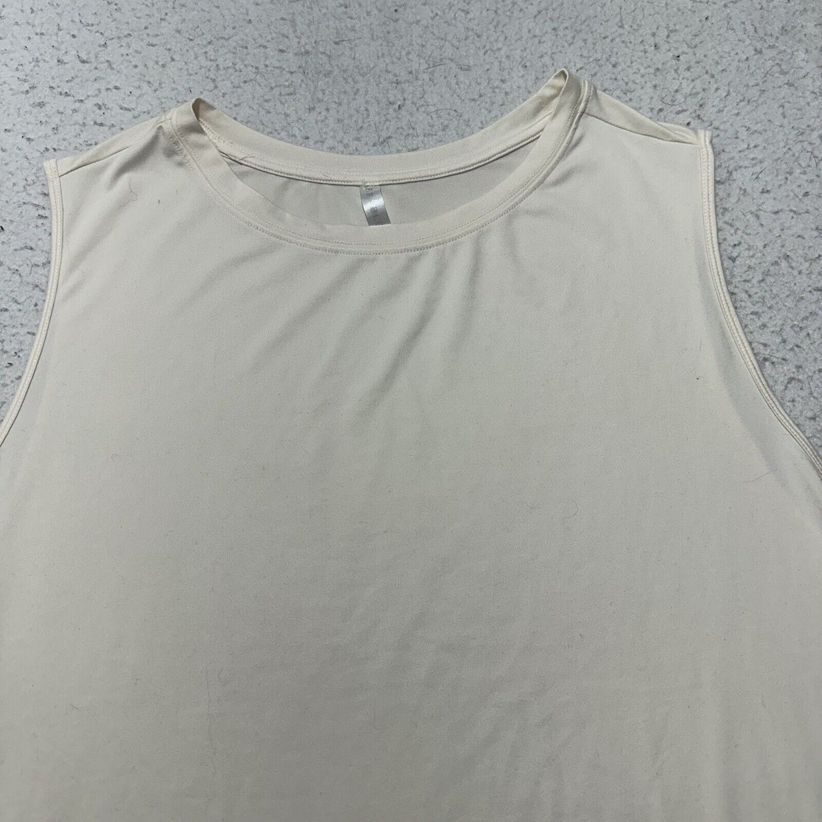 Fabletics Fabletics 3X Sleeveless Athletic Tank Top Cream Pullover Size 3XL / US 20-22 - 2 Thumbnail