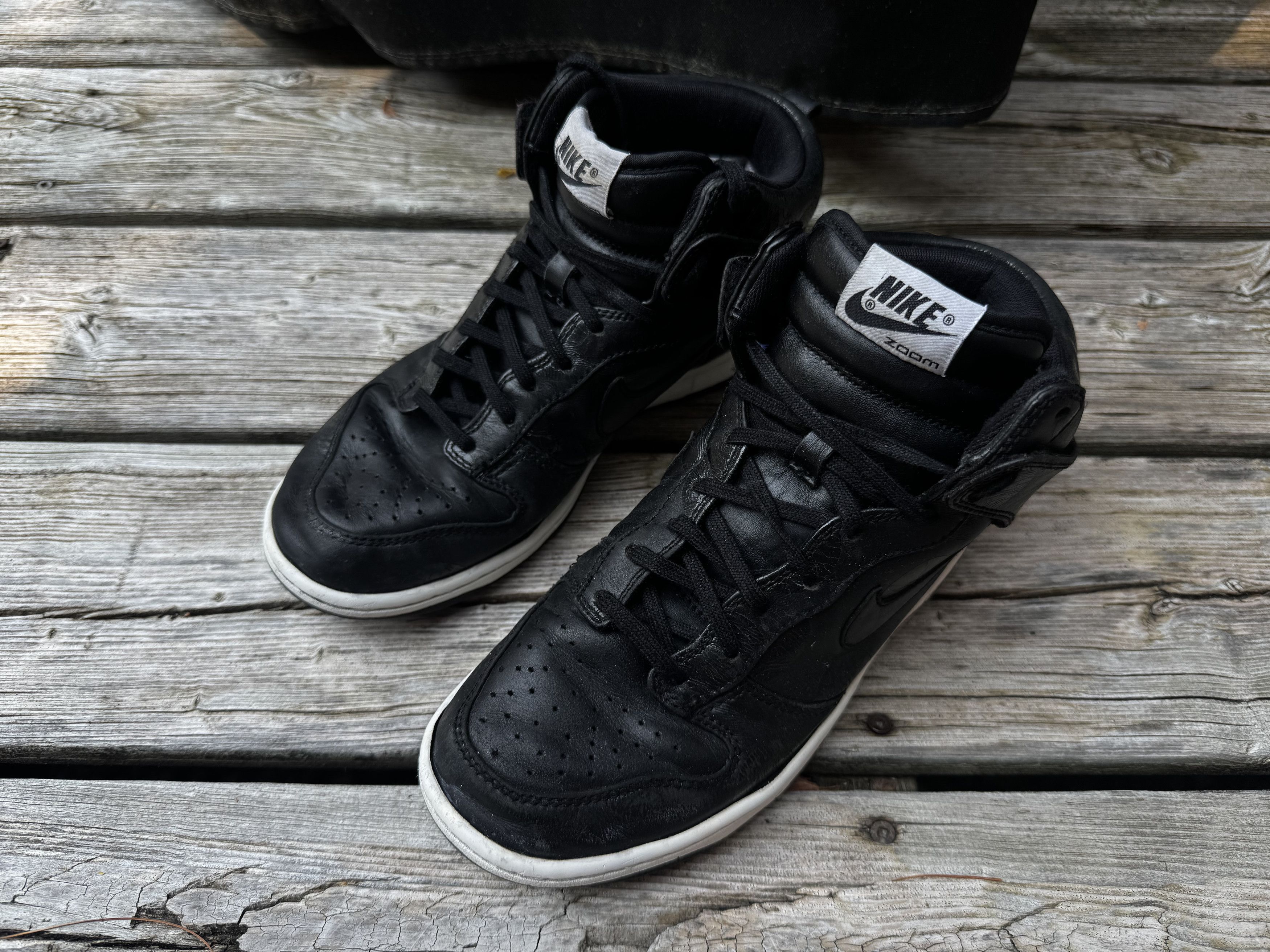 Nike 2010 WMNS Premium Dunk High 'Black Dot' [317814-005] Size US 7 / IT 37 - 2 Thumbnail