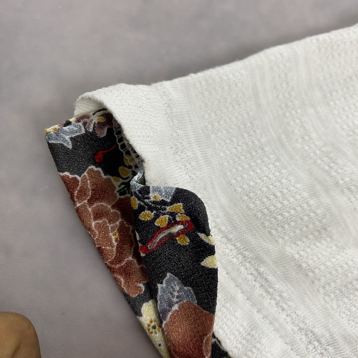 Japanese Brand Vintage Y2K Japanese Traditional Koi Fish Design Size US L / EU 52-54 / 3 - 7 Thumbnail