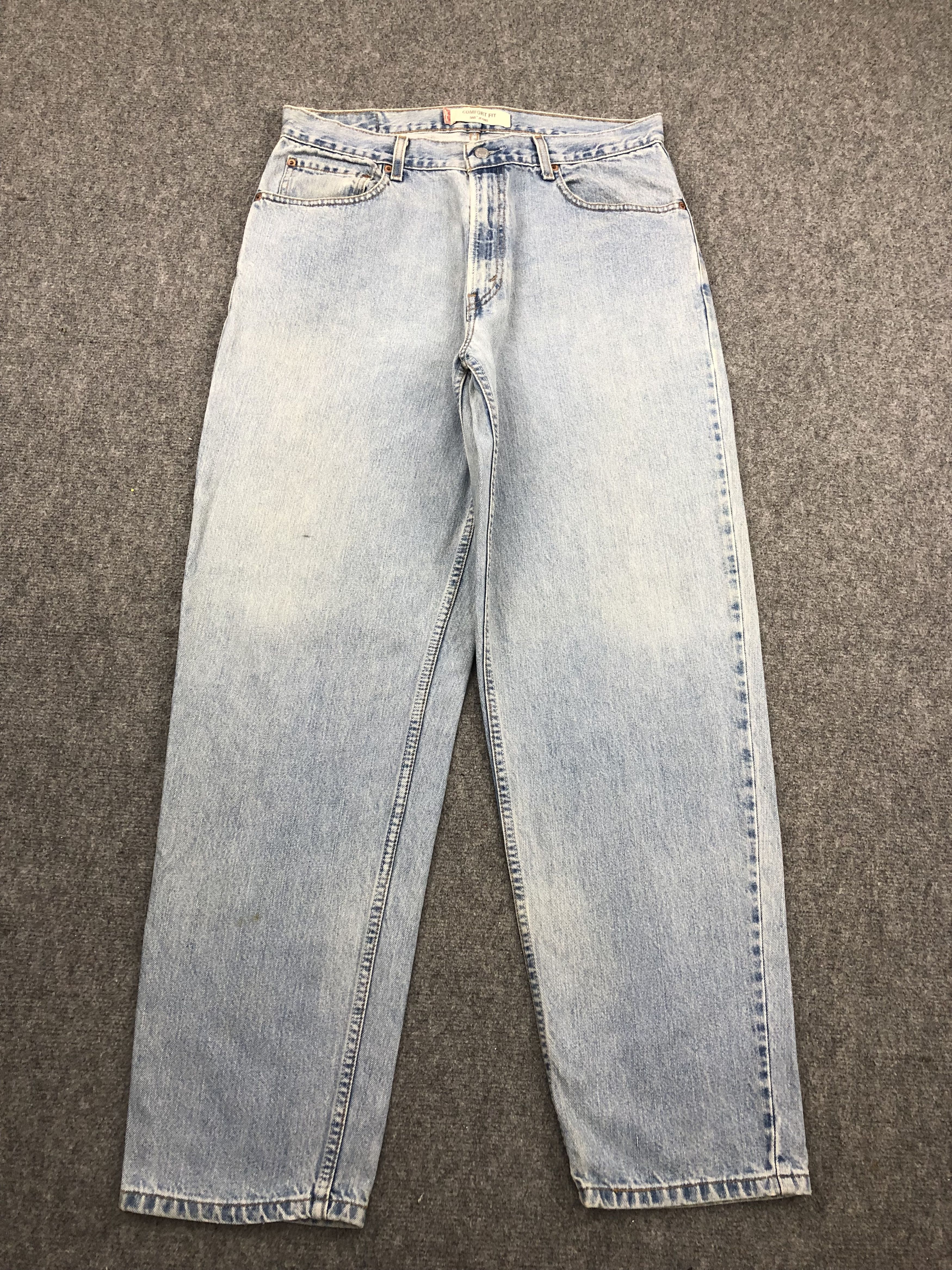 Levi's Vintage Levis 550 Light Washed Jeans DPP0241 Size US 36 / EU 52 - 1 Thumbnail