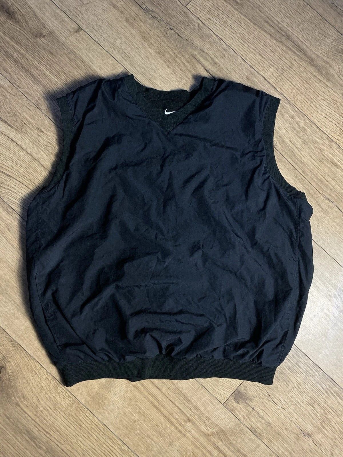 Nike Vntg Nike Reversible Vest Size L Black Lightweight Size US L / EU 52-54 / 3 - 1 Thumbnail