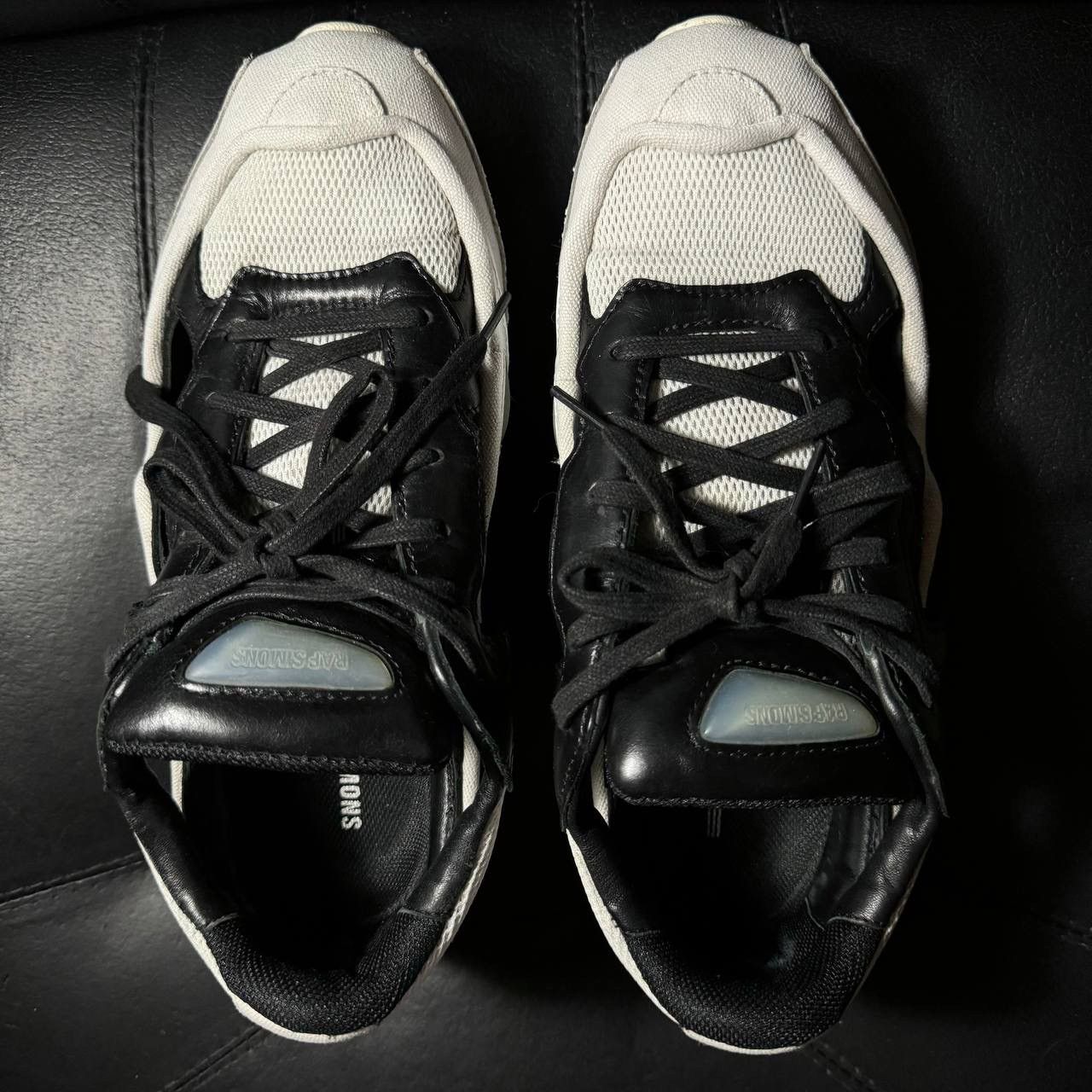 Adidas × Raf Simons 8us Adidas Raf Simons Ozweego Replicant white black sneakers Size US 8 / EU 41 - 6 Thumbnail