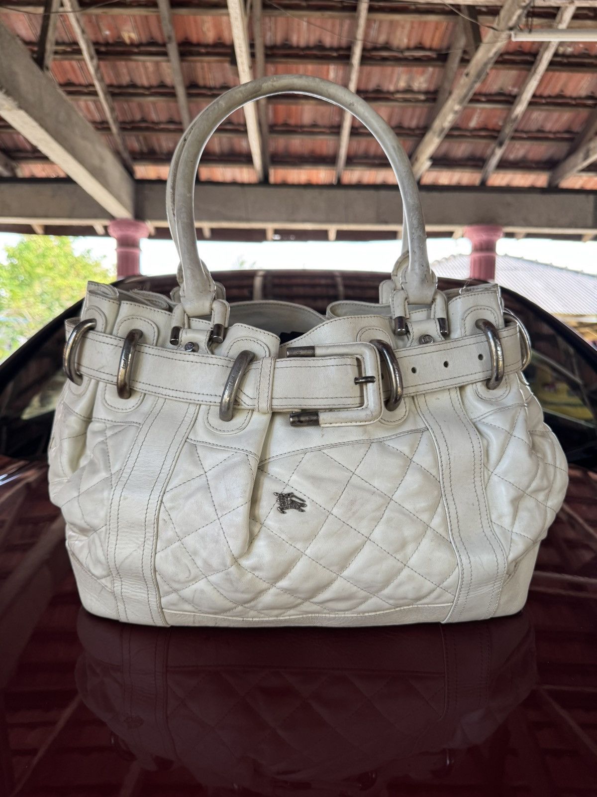 Burberry Burberry Belt White Quilted Leather Tote Bag Size ONE SIZE - 1 Thumbnail
