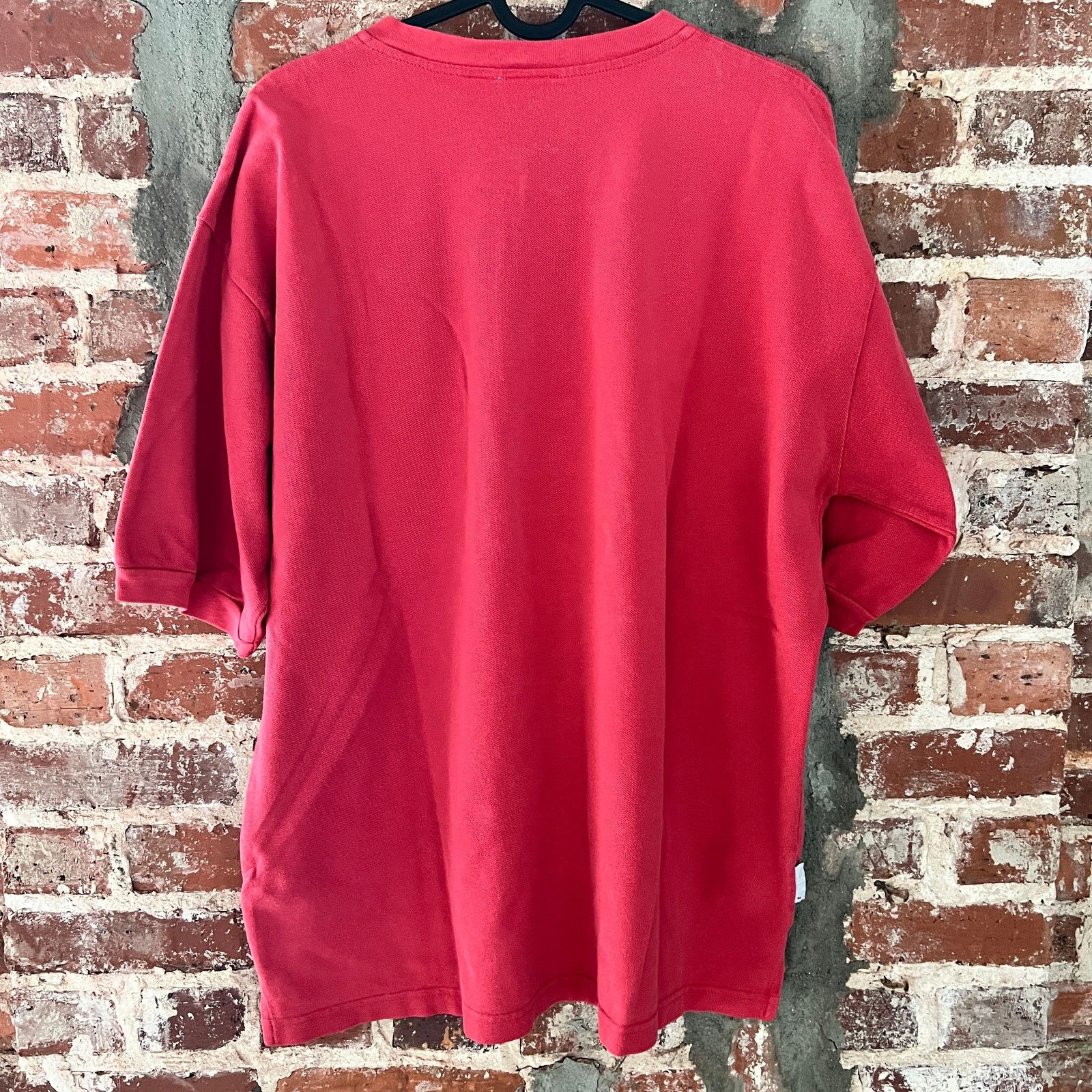 Warner Bros Loony Tunes That's All Folks Henley Shirt L 23x27 Bug Taz Size US L / EU 52-54 / 3 - 5 Thumbnail