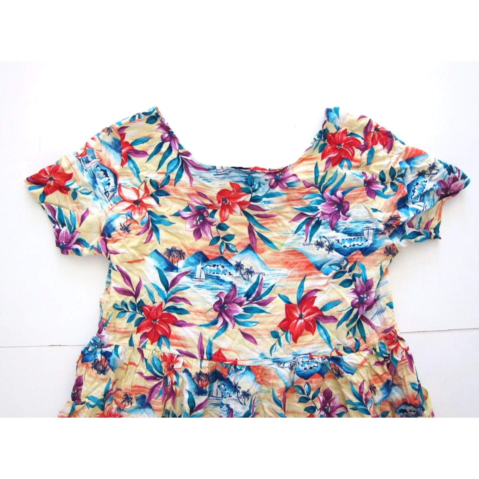 Vintage VINTAGE White Stag Shirt Dress Adult Large Red Floral Pocket Kaftan Hawaiian Sun Dress Size L / US 10 / IT 46 - 5 Thumbnail