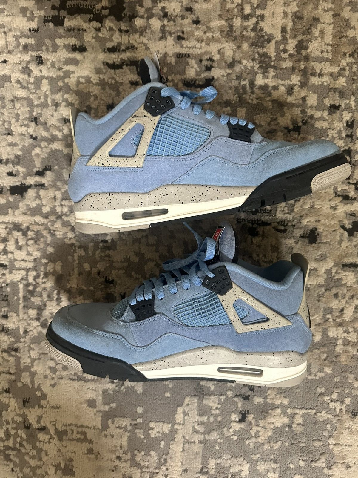 Jordan Brand Jordan 4 University Blue “UNC” Size US 10.5 / EU 43-44 - 2 Thumbnail