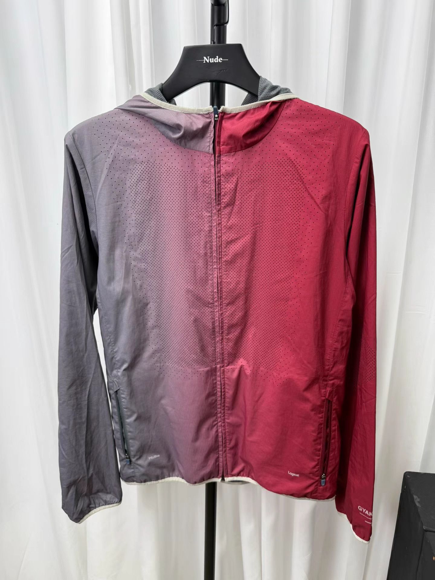 Nike Nike gykusou Gradient Running Shirt K20 Size US M / EU 48-50 / 2 - 1 Thumbnail