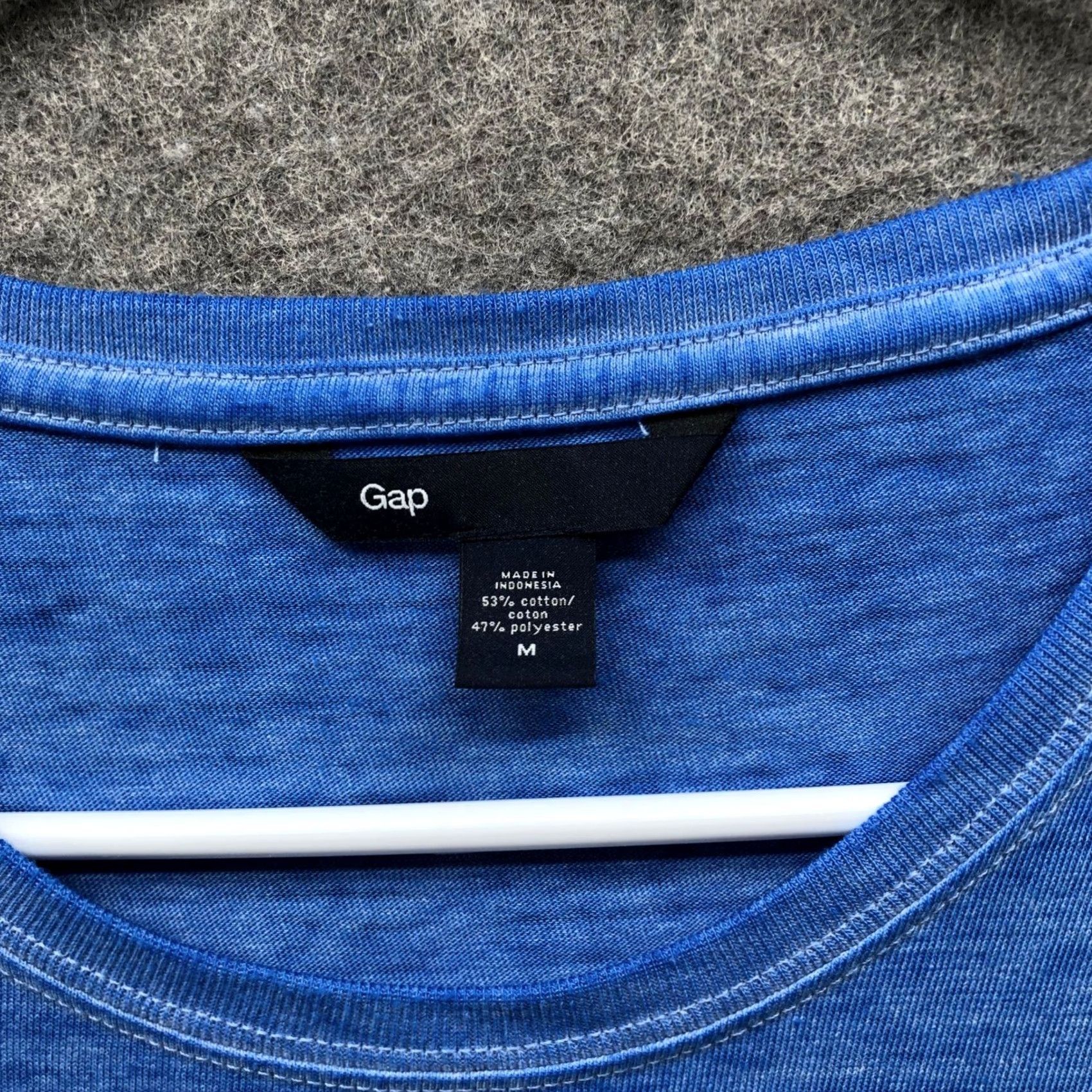 Gap Gap Short Sleeve T Shirt Mens M Blue Garment Dyed Lightweight Crew Neck Washed Jersey Cotton Polyester Size US M / EU 48-50 / 2 - 5 Thumbnail