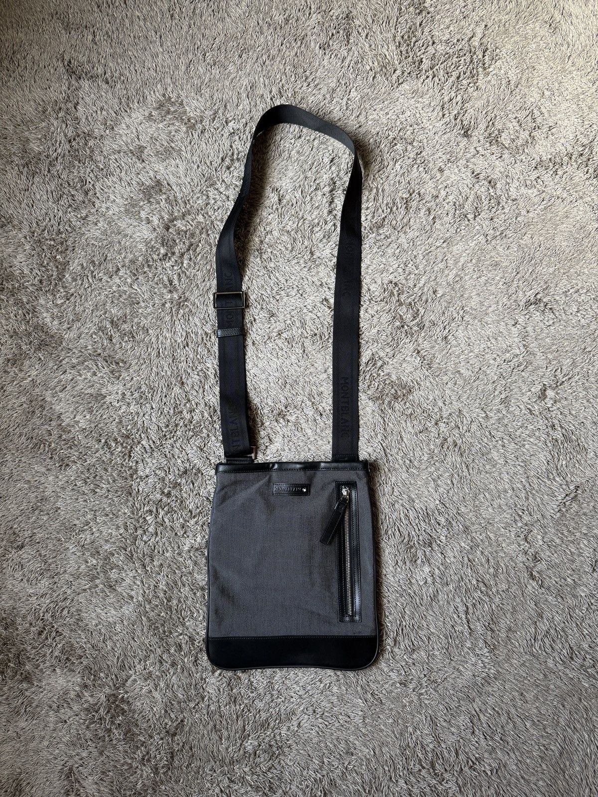 Montblanc Montblanc Meisterstuck Star Leather Nylon Shoulder Bag Size ONE SIZE - 1 Thumbnail