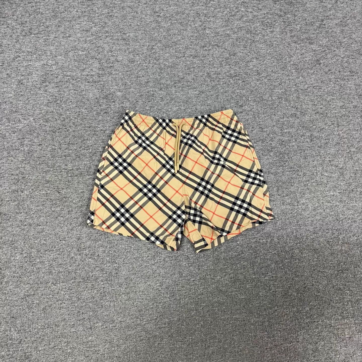 Burberry Burberry Classic Check Drawstring Shorts XS 99 New Size 25" / US 0 / IT 36 - 1 Thumbnail
