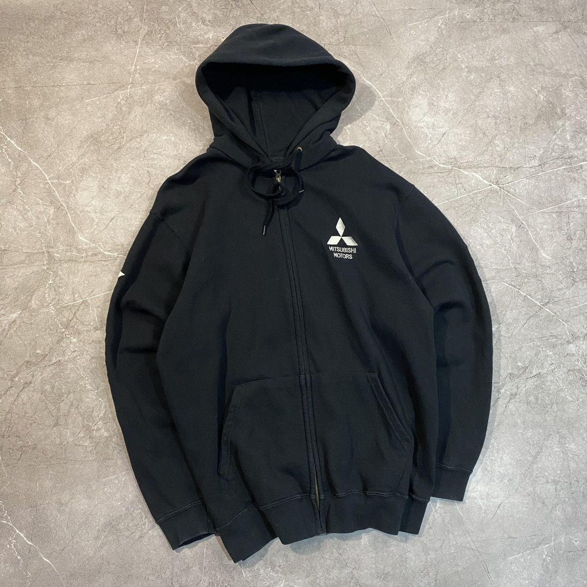Vintage VINTAGE MITSUBISHI MOTORS ZIP HOODIE BIG LOGO 00s Size US L / EU 52-54 / 3 - 6 Thumbnail