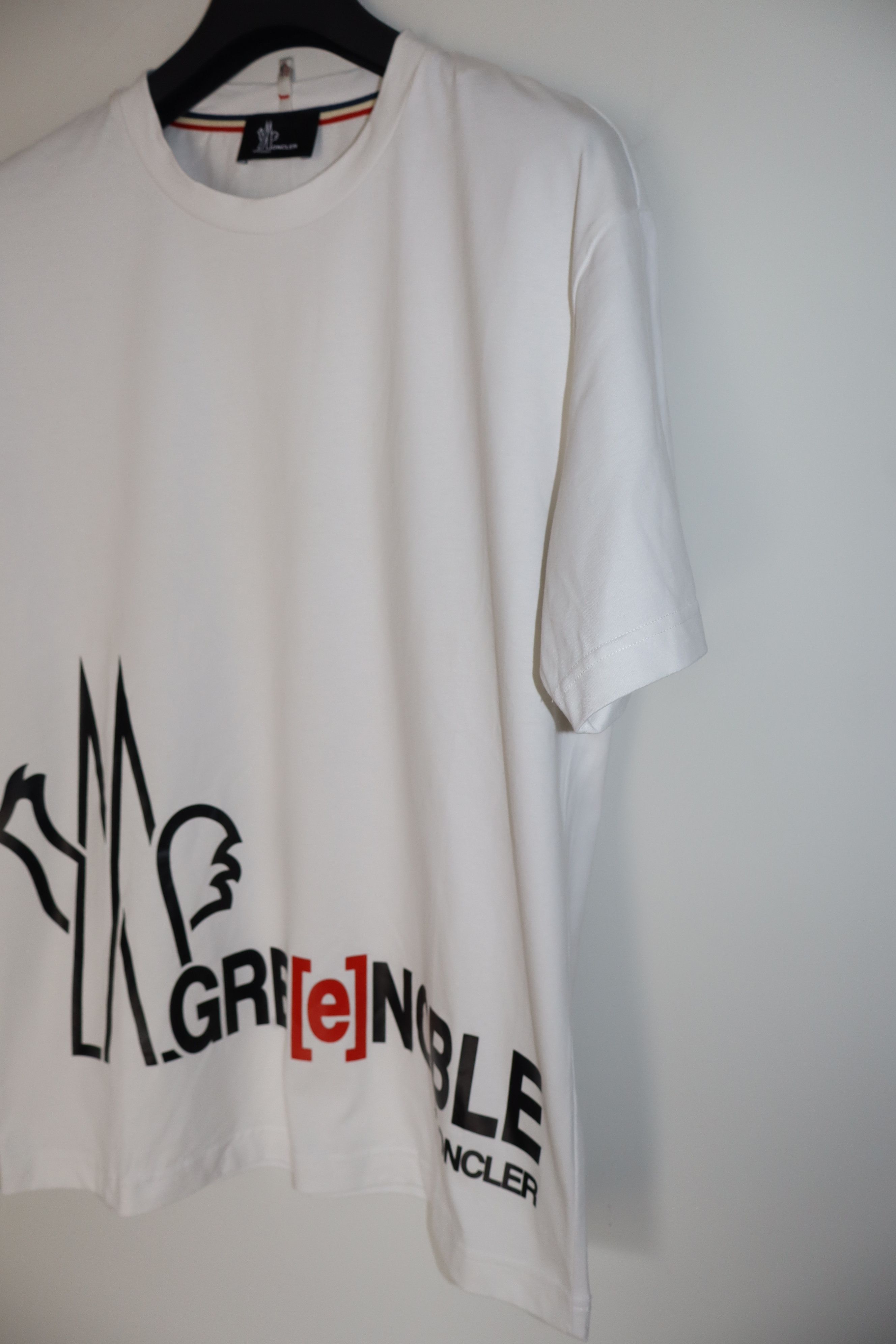 Moncler Logo print t-shirt Size US S / EU 44-46 / 1 - 8 Thumbnail