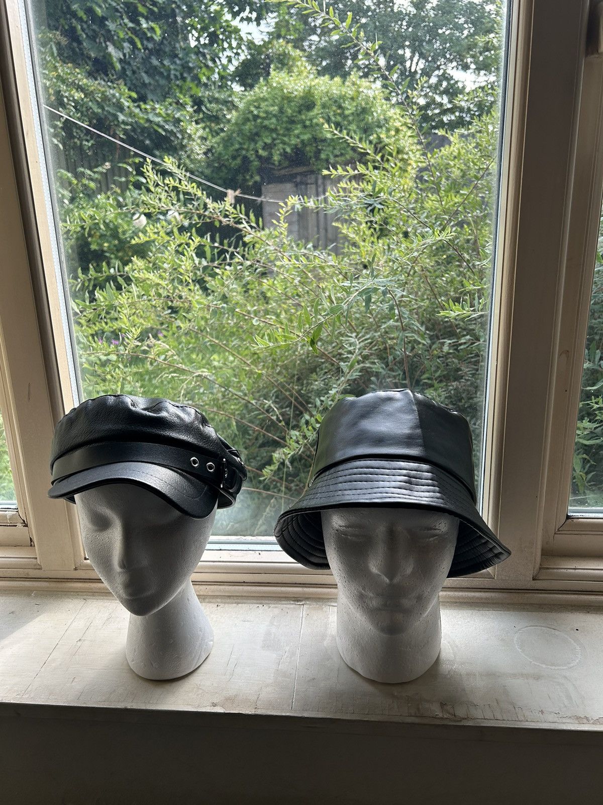 Designer LEATHERETTE HATS BLACK Size ONE SIZE - 1 Thumbnail