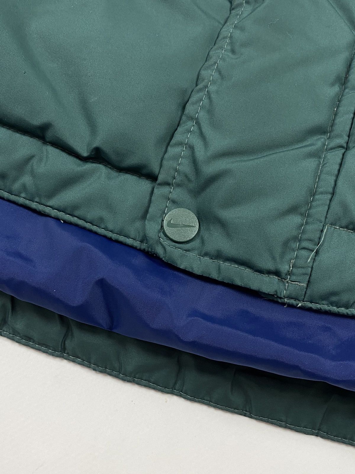 Vintage 1990’s Vintage Nike Big Swoosh Puffer Jacket Size US L / EU 52-54 / 3 - 8 Thumbnail