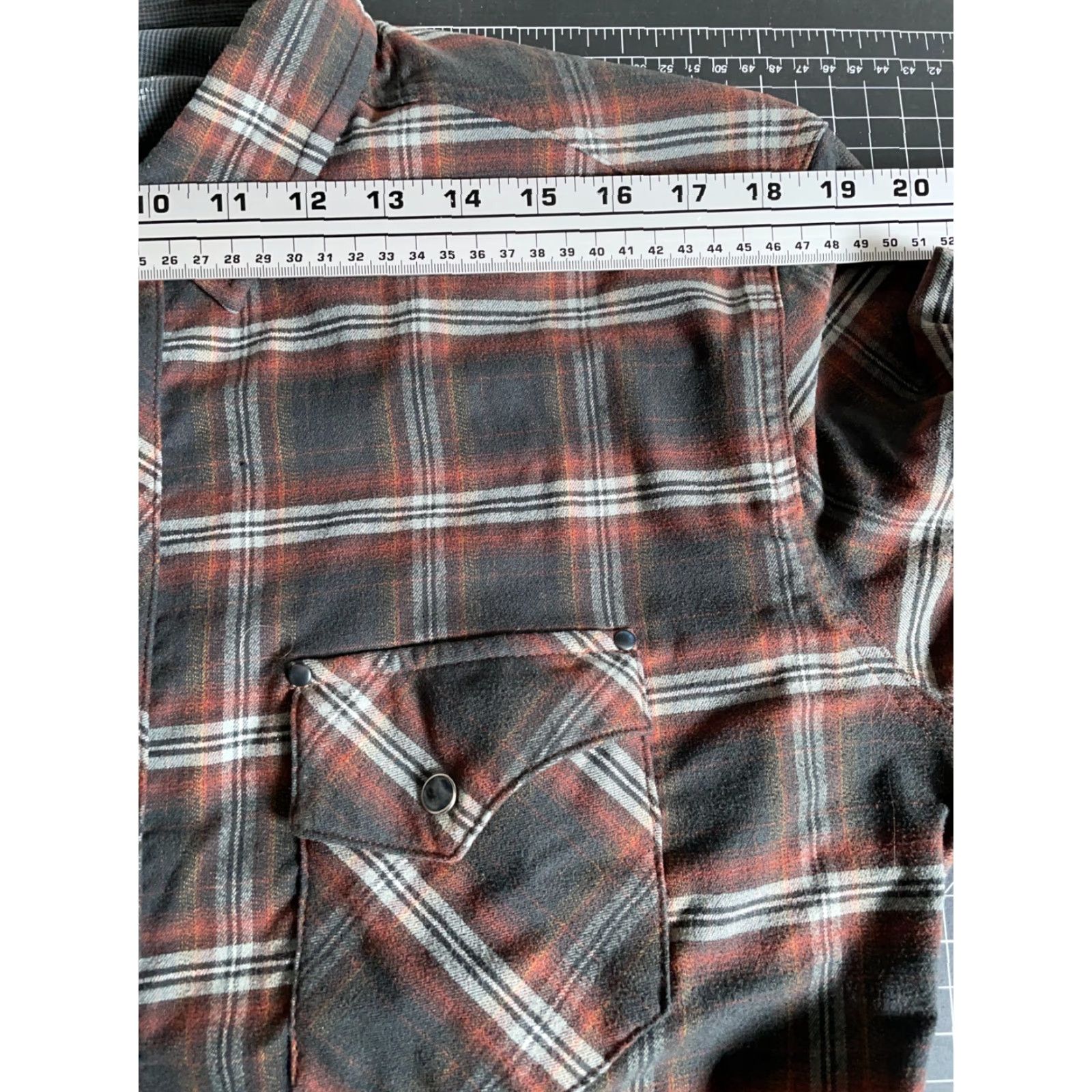 Vintage Kuhl Shirt Western Flannel Men’s Large Black Red Plaid Pearl Snap Lightweight Button-Up Size US L / EU 52-54 / 3 - 7 Thumbnail