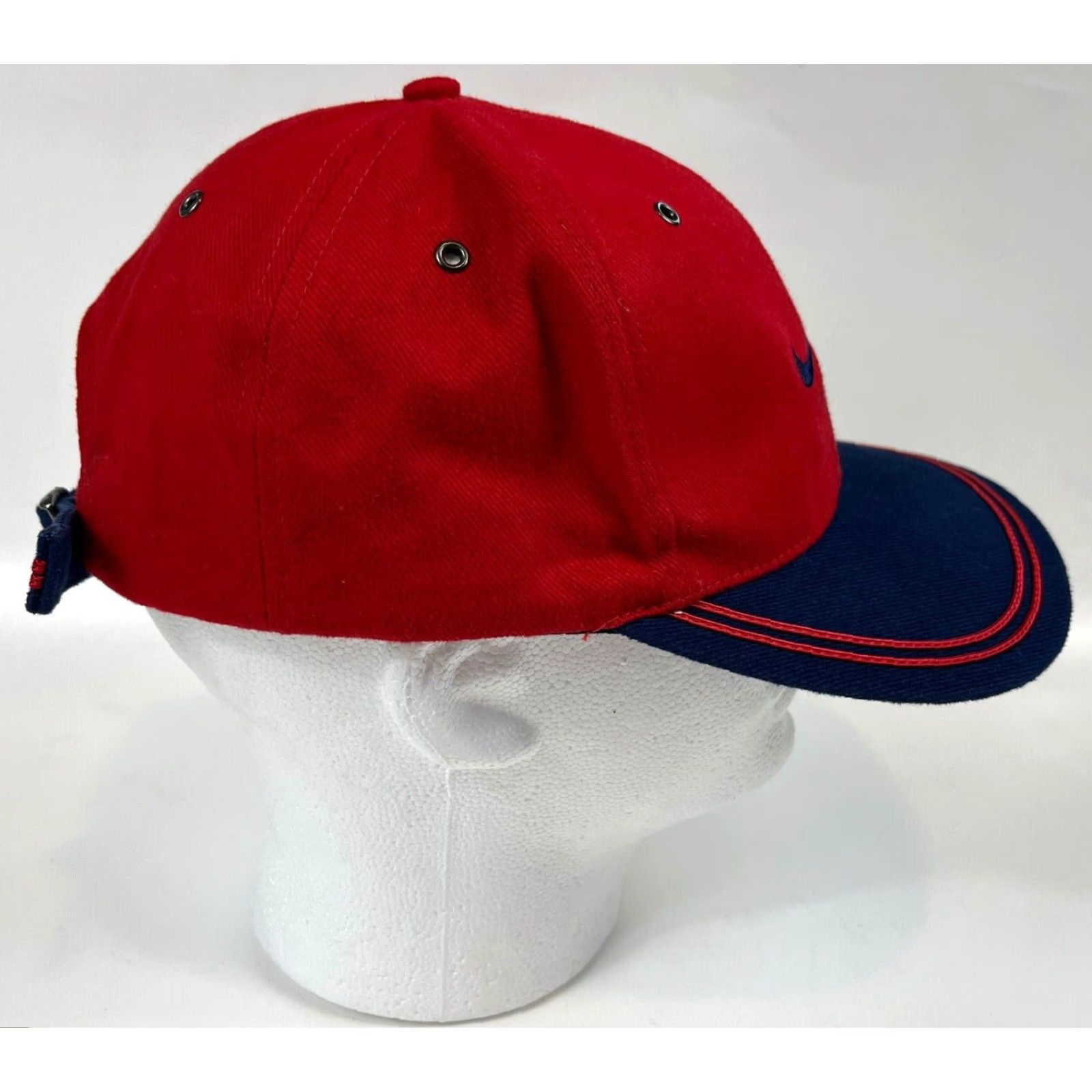 Nike VINTAGE Nike USA Strapback Hat Cap Embroidered Swoosh Red One Size Adult Mens Womens Unisex Cap USA 100% Cotton Embroidered Baseball Hat Swoosh Size ONE SIZE - 5 Thumbnail