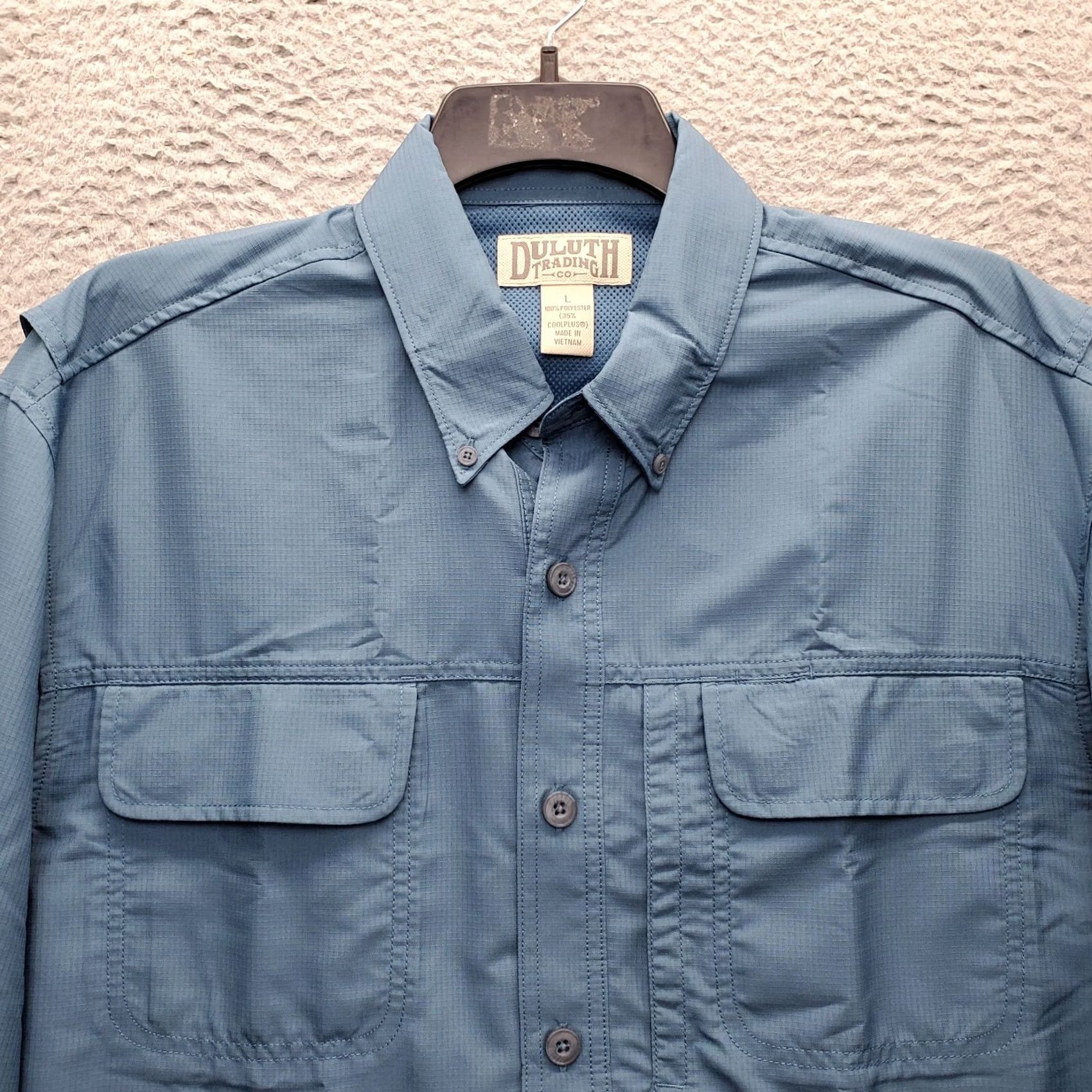 Vintage Duluth Mens Button-Up Hiking Fishing Shirt L Blue Lightweight Vent Breathable Pockets 100% Polyester Regular Size L Mens Size US L / EU 52-54 / 3 - 7 Thumbnail