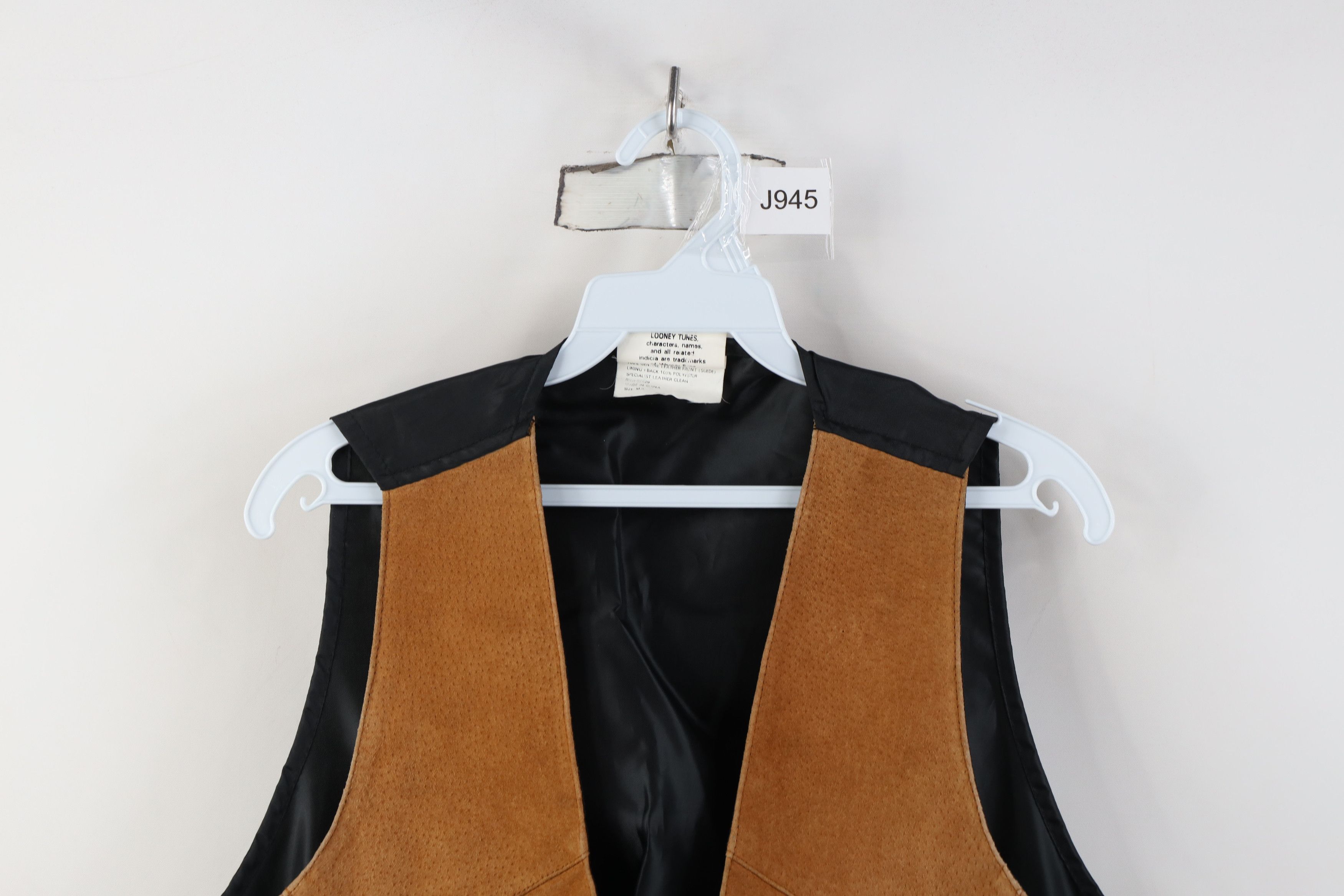 Vintage Vintage 90s Looney Tunes Tazmanian Devil Suede Leather Vest Size M / US 6-8 / IT 42-44 - 2 Thumbnail