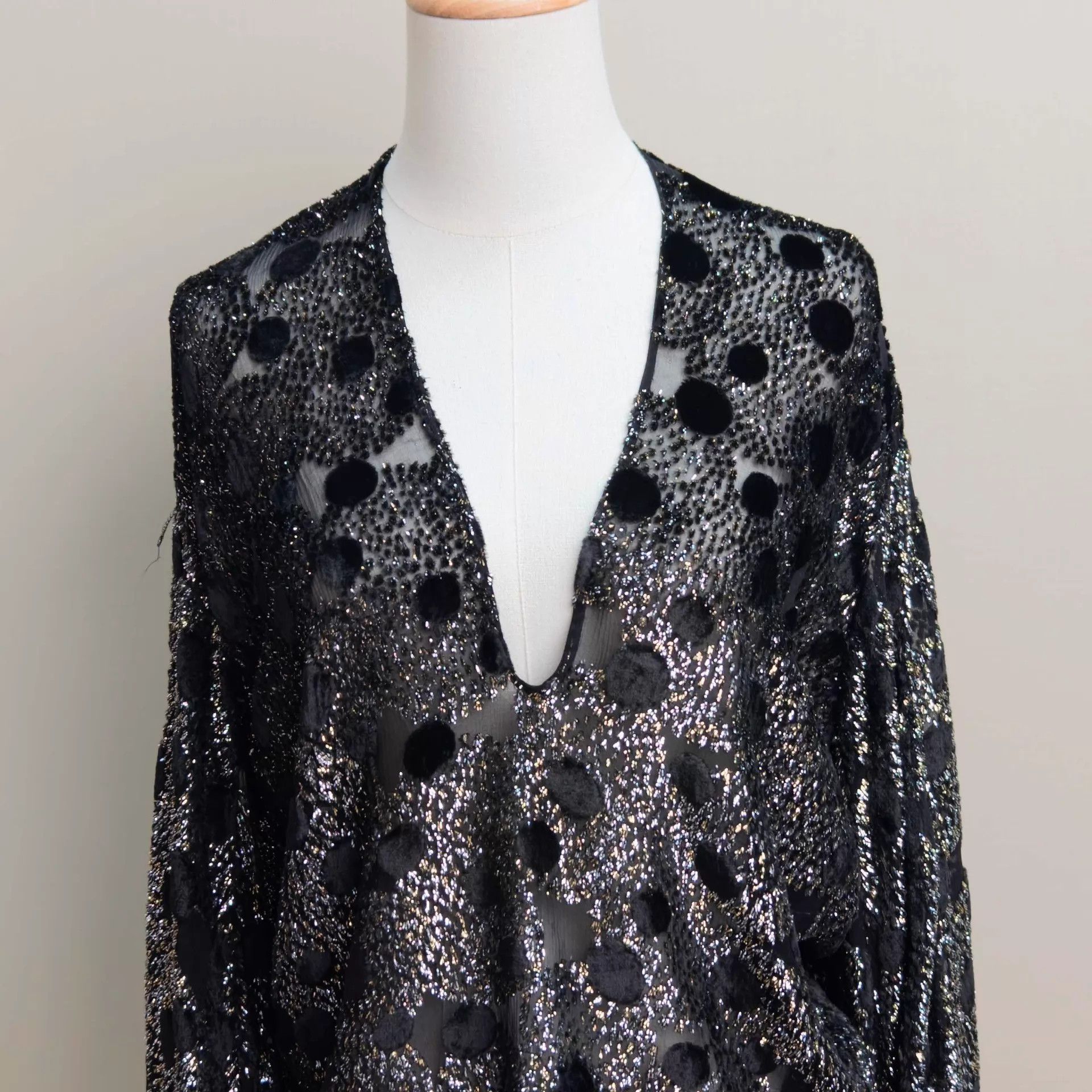 Yves Saint Laurent YSL Black Long Sleeve Top Sz 165/88Y Size M / US 6-8 / IT 42-44 - 2 Thumbnail