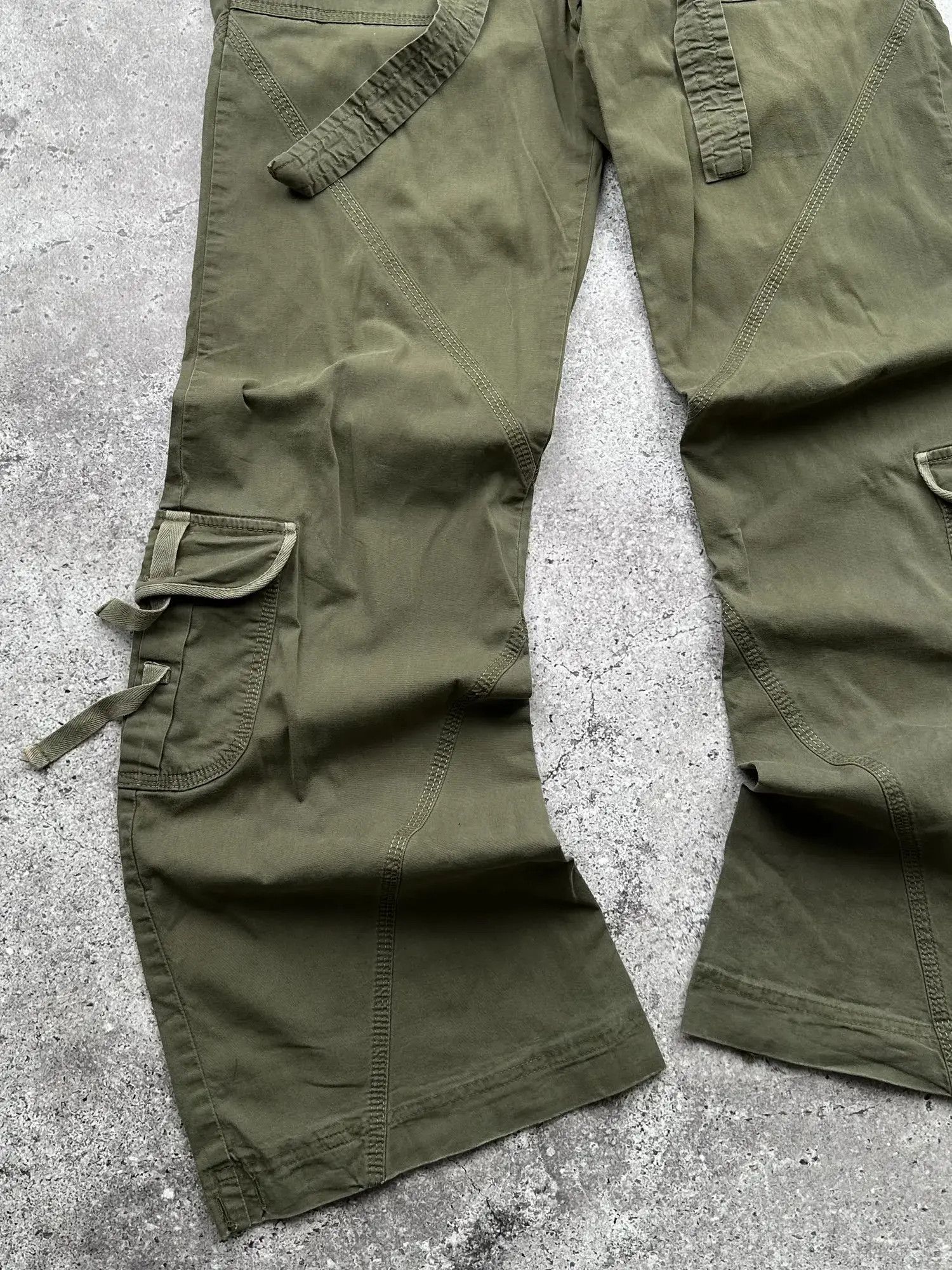 Vintage Vintage Flare Cargo Bondage Pants C353(V618) Size 25" / US 0 / IT 36 - 3 Thumbnail