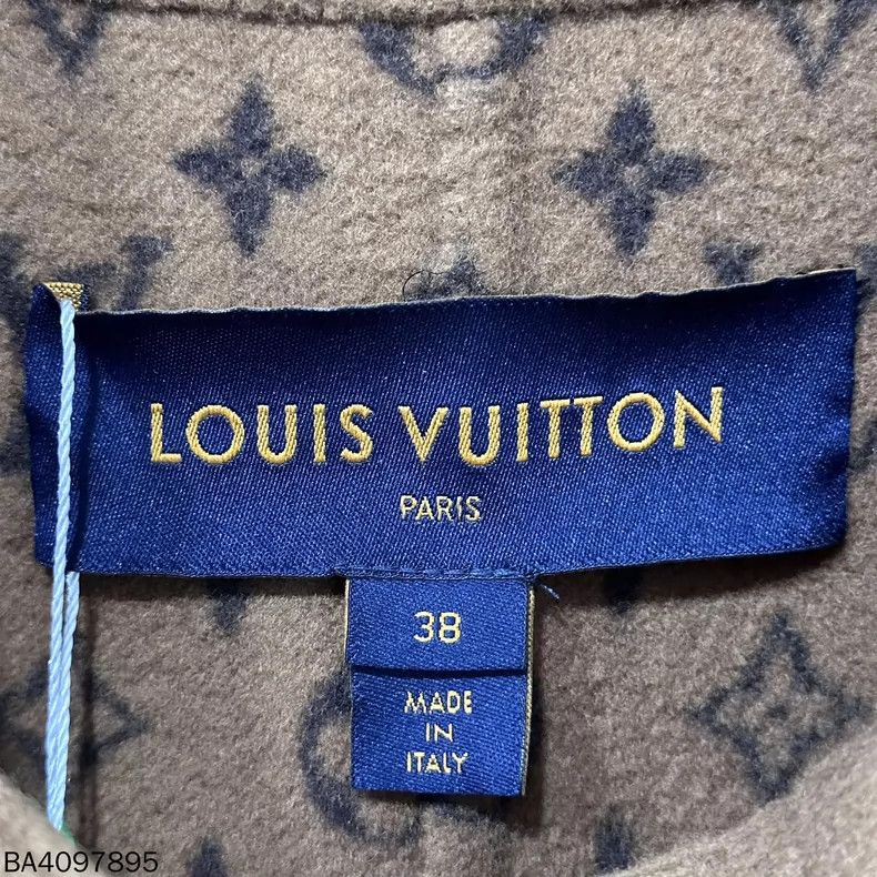Louis Vuitton Louis Vuitton Caramel belted coat with full print inside co Size XS / US 0-2 / IT 36-38 - 7 Thumbnail