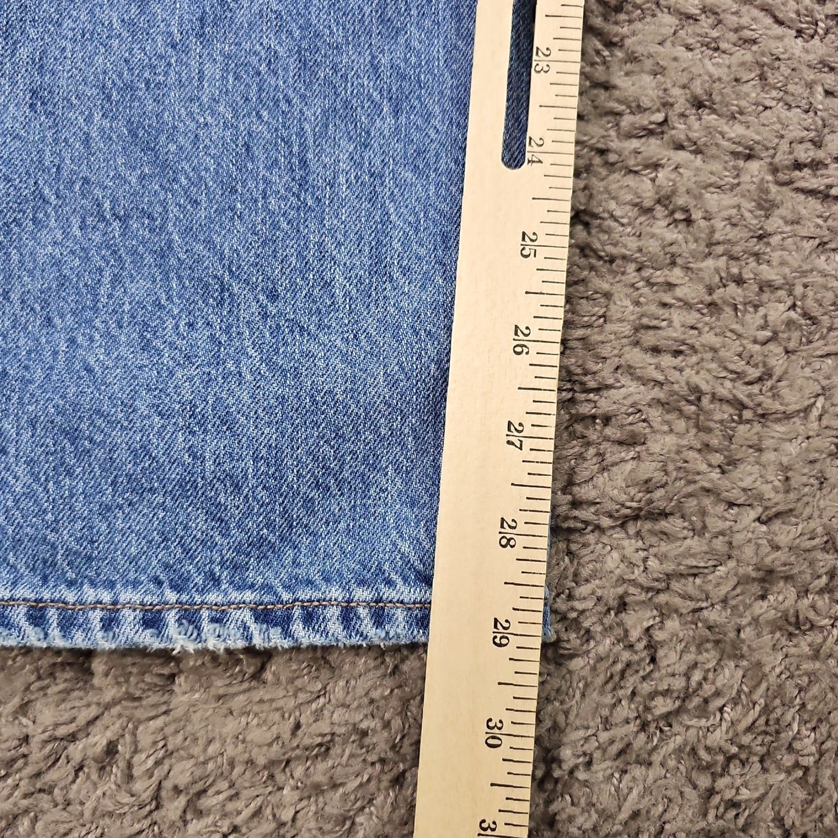 American Eagle Outfitters American Eagle Outfitters Jeans Womens 10 Flared High Rise Medium Wash Distressed 90s 27x29 Blue 100% Cotton Denim Regular Size 10 Size 32" / US 10 / IT 46 - 6 Thumbnail