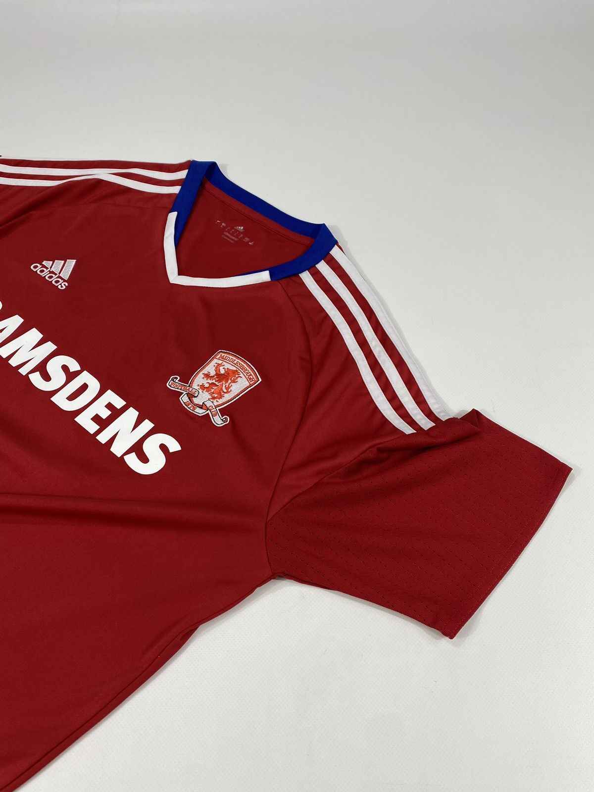 Adidas 2016 2017 Adidas FC Middlesbrough Home Jersey T-shirt Size US L / EU 52-54 / 3 - 9 Thumbnail