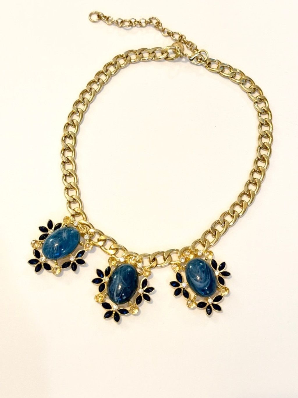 Neiman Marcus NEIMAN MARCUS Blue Cabochon Statement Necklace | NWT Size ONE SIZE - 9 Thumbnail