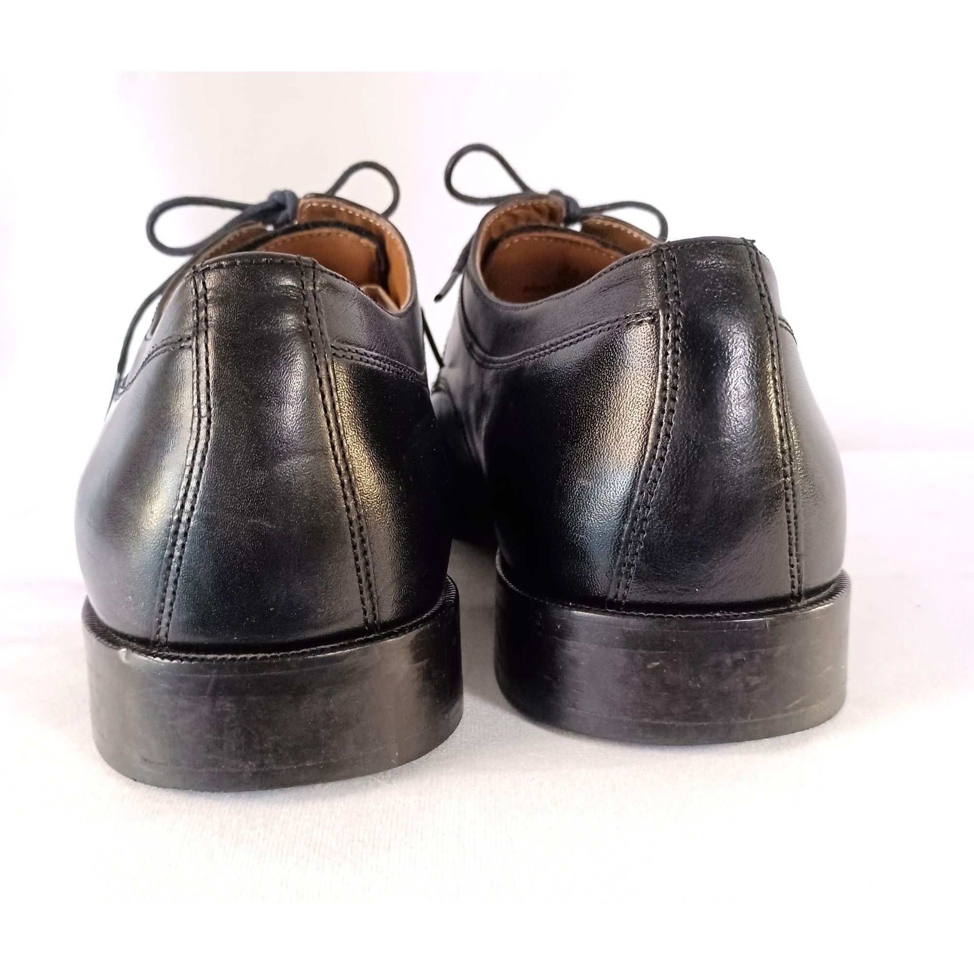 Johnston & Murphy Johnston & Murphy Tillman Oxford Black Leather Cap Toe Men’s Size US 10.5 / EU 43-44 - 3 Thumbnail