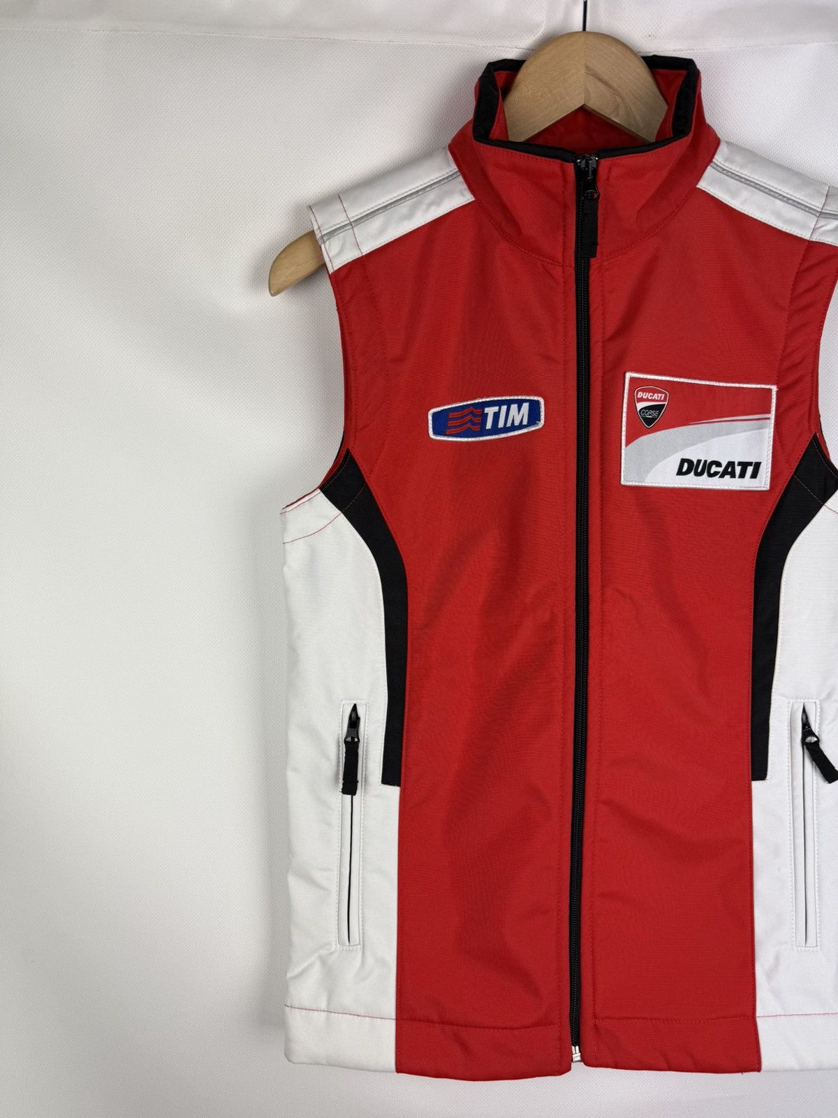 Ducati Ducati Corse Men’s Soft shell Racing Vest Waistcoat Size Xs Size US XS / EU 42 / 0 - 2 Thumbnail